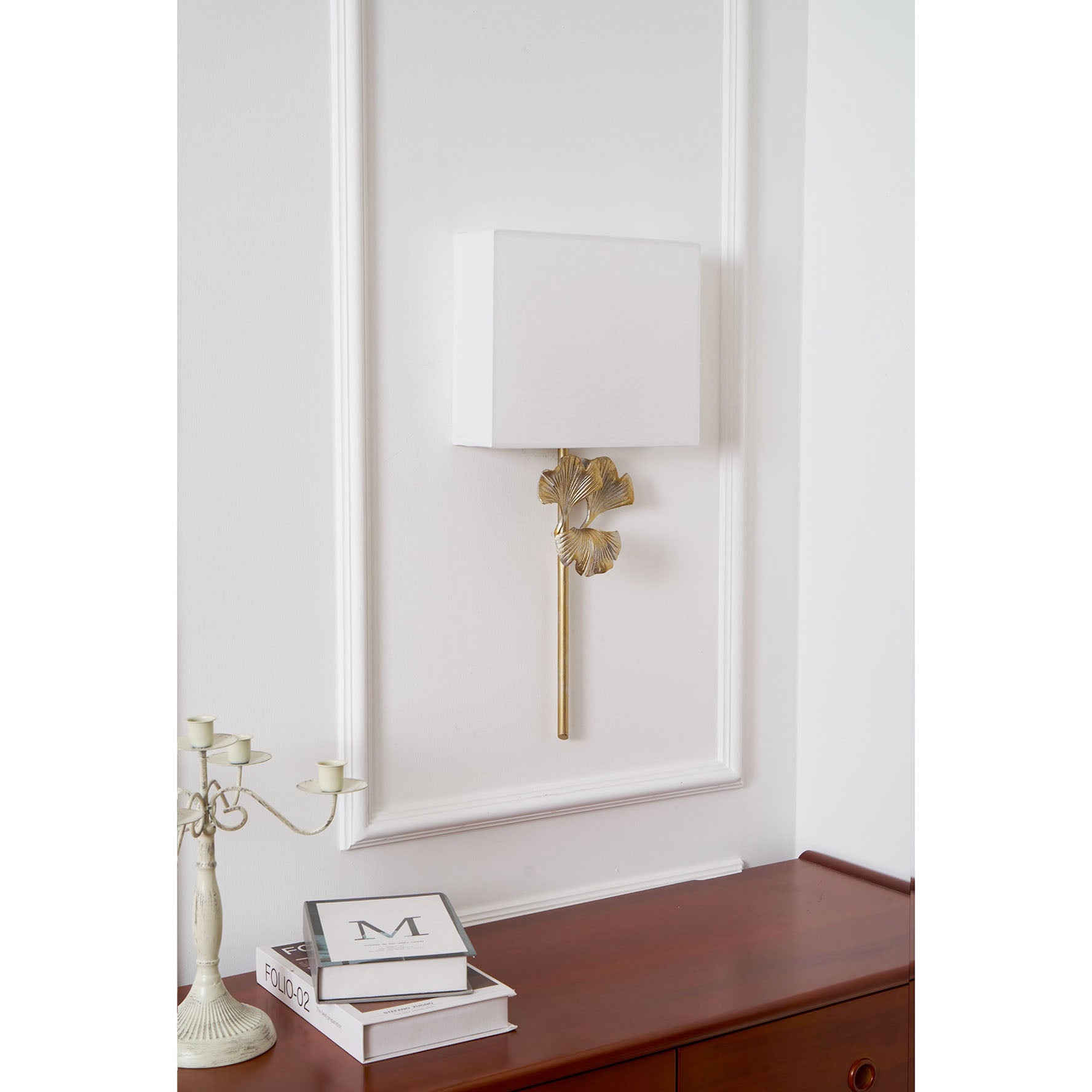 WINDSOR FOLIAGE VINTAGE WALL SCONCE