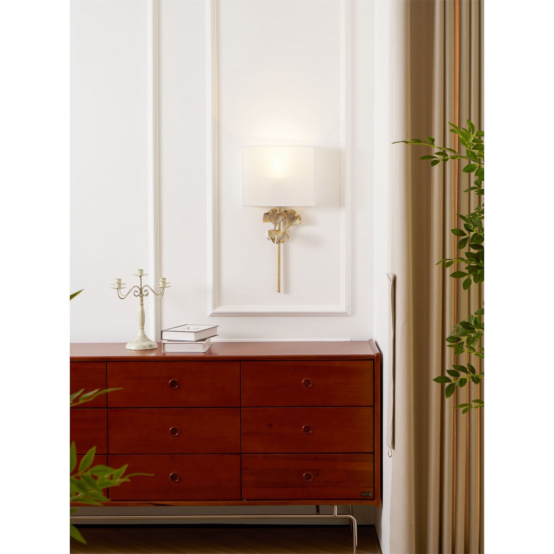 WINDSOR FOLIAGE VINTAGE WALL SCONCE