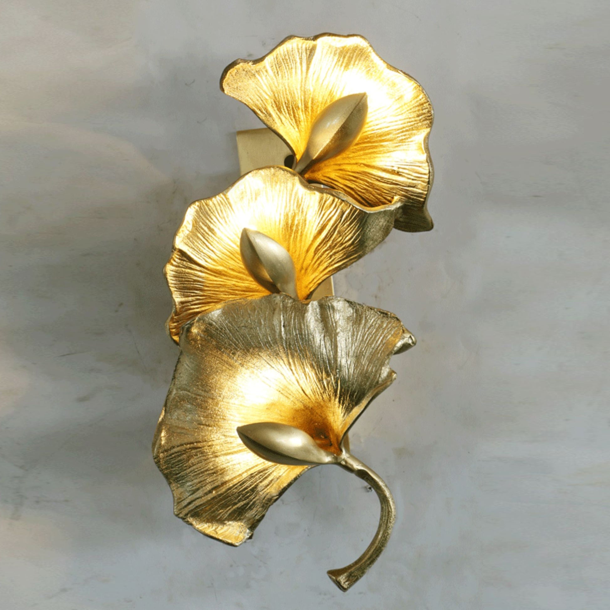 ALDERSON GINKGO INSPIRED WALL SCONCE
