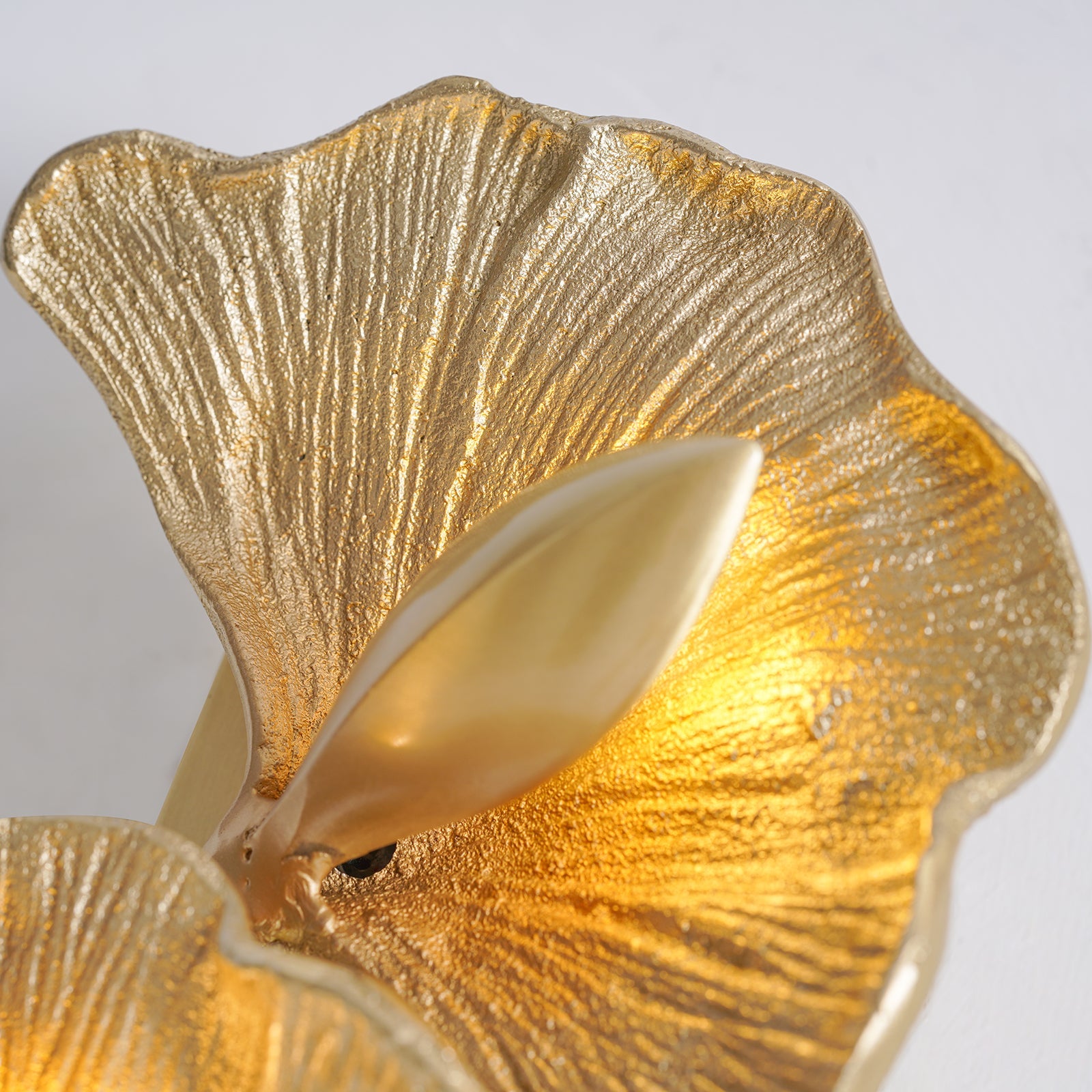 ALDERSON GINKGO INSPIRED WALL SCONCE