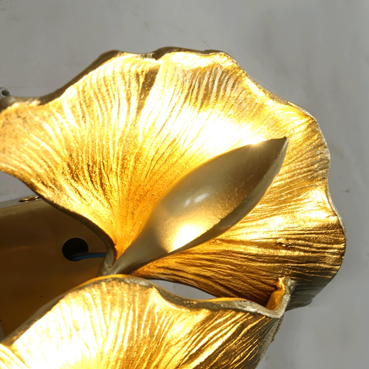 ALDERSON GINKGO INSPIRED WALL SCONCE