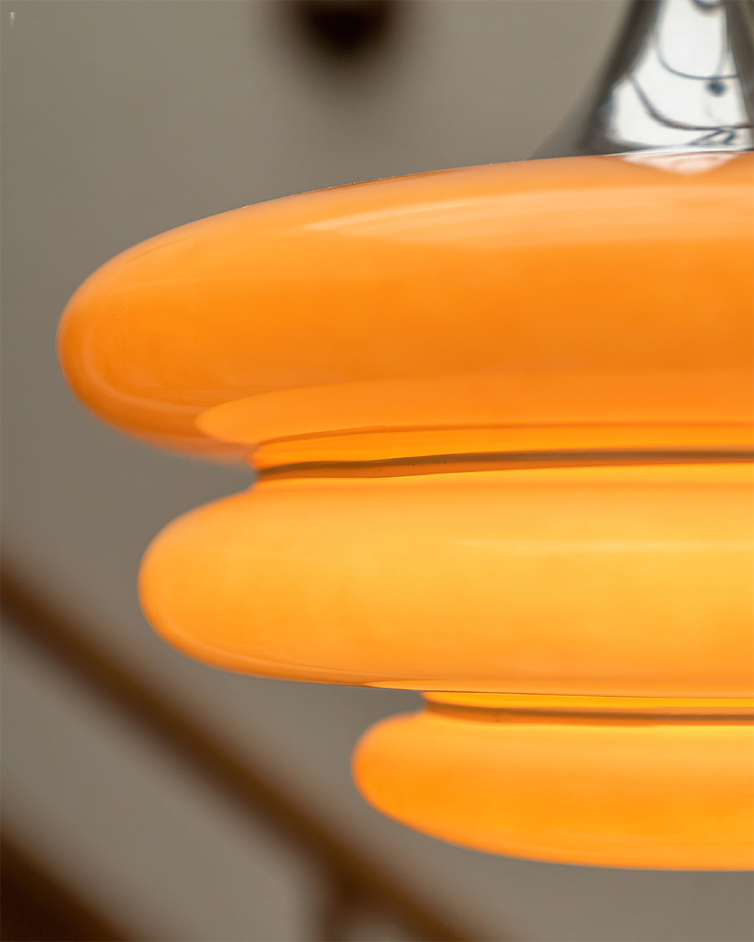 RAVENWOOD AMBER GLOW HANGING LANTERN