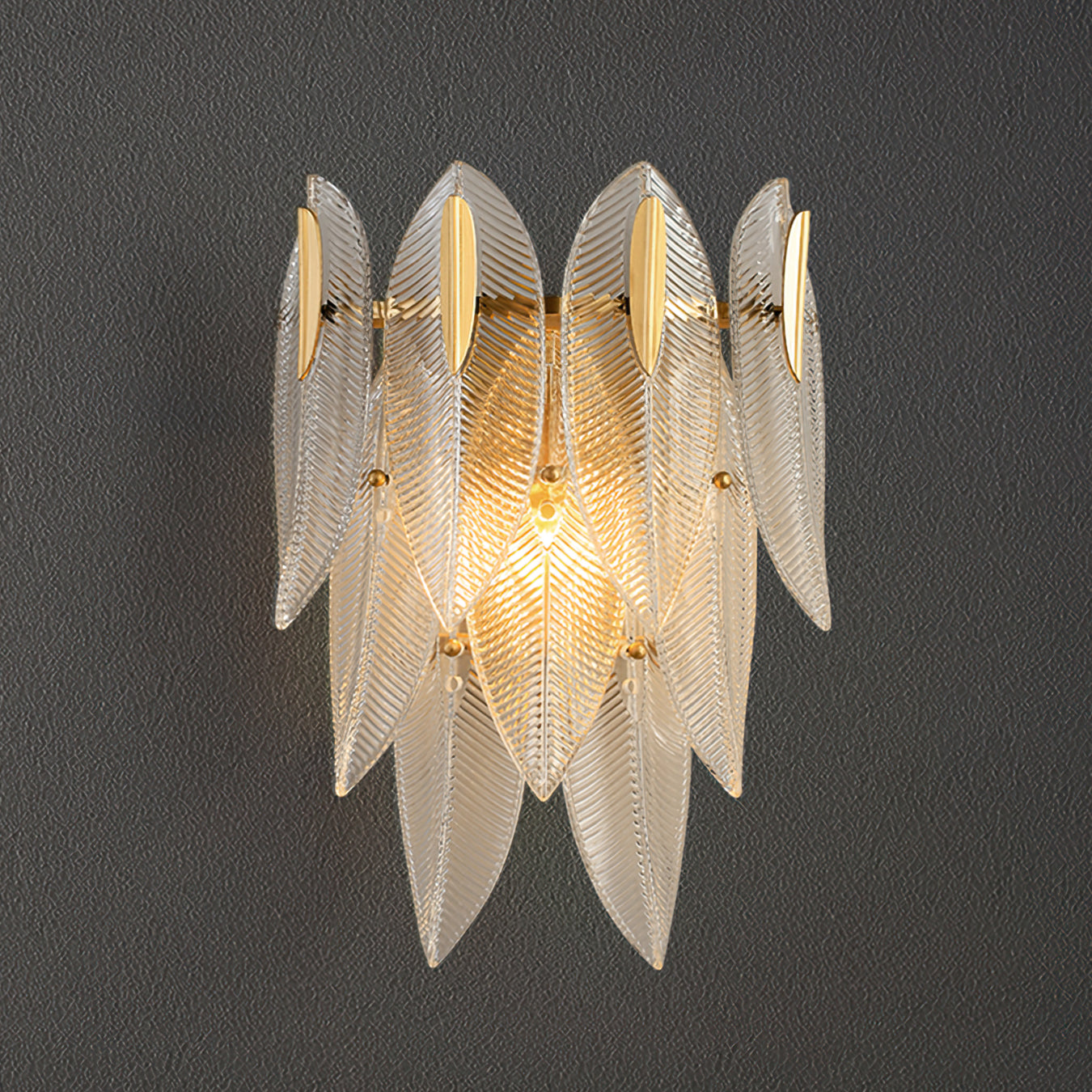 FELSTED VINTAGE BRASS WALL SCONCE
