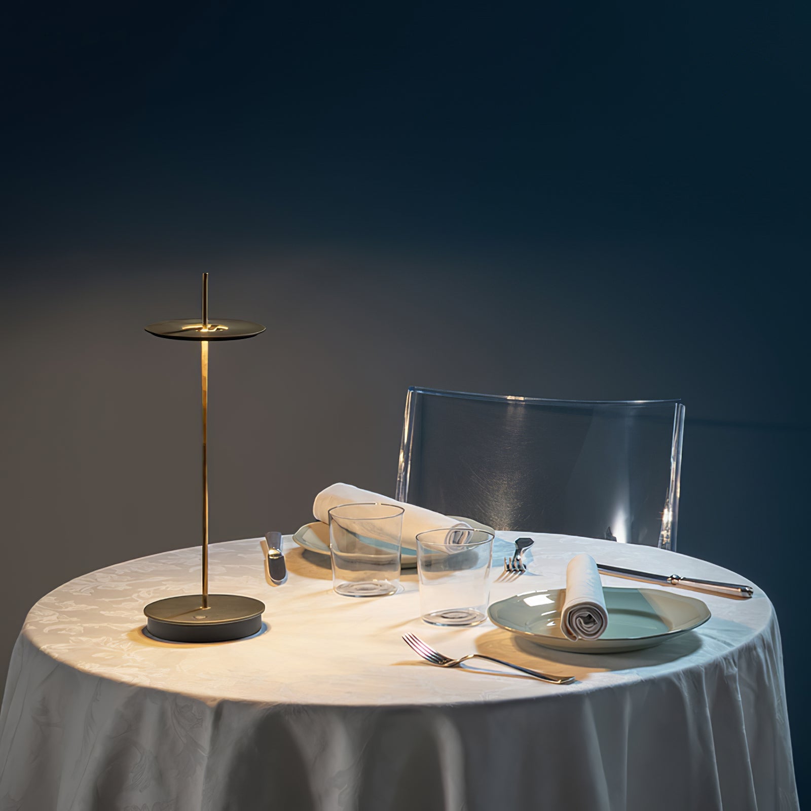 FENWICK RIVETED BRASS TABLE LANTERN