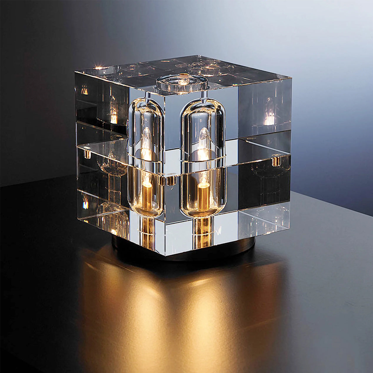 WINTHROP CRYSTAL GLOBE TABLE LAMP