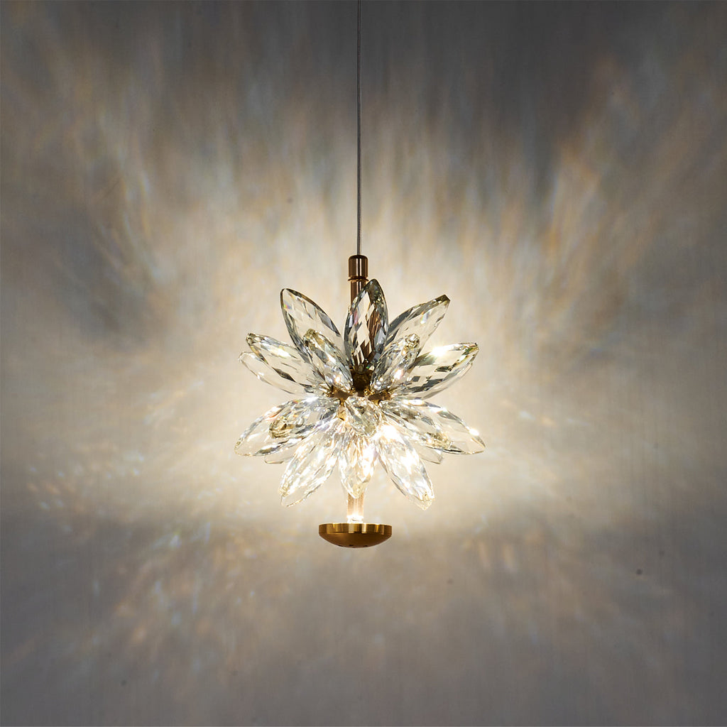 THISTLEDOWN BLOOMING LIGHT PENDANT