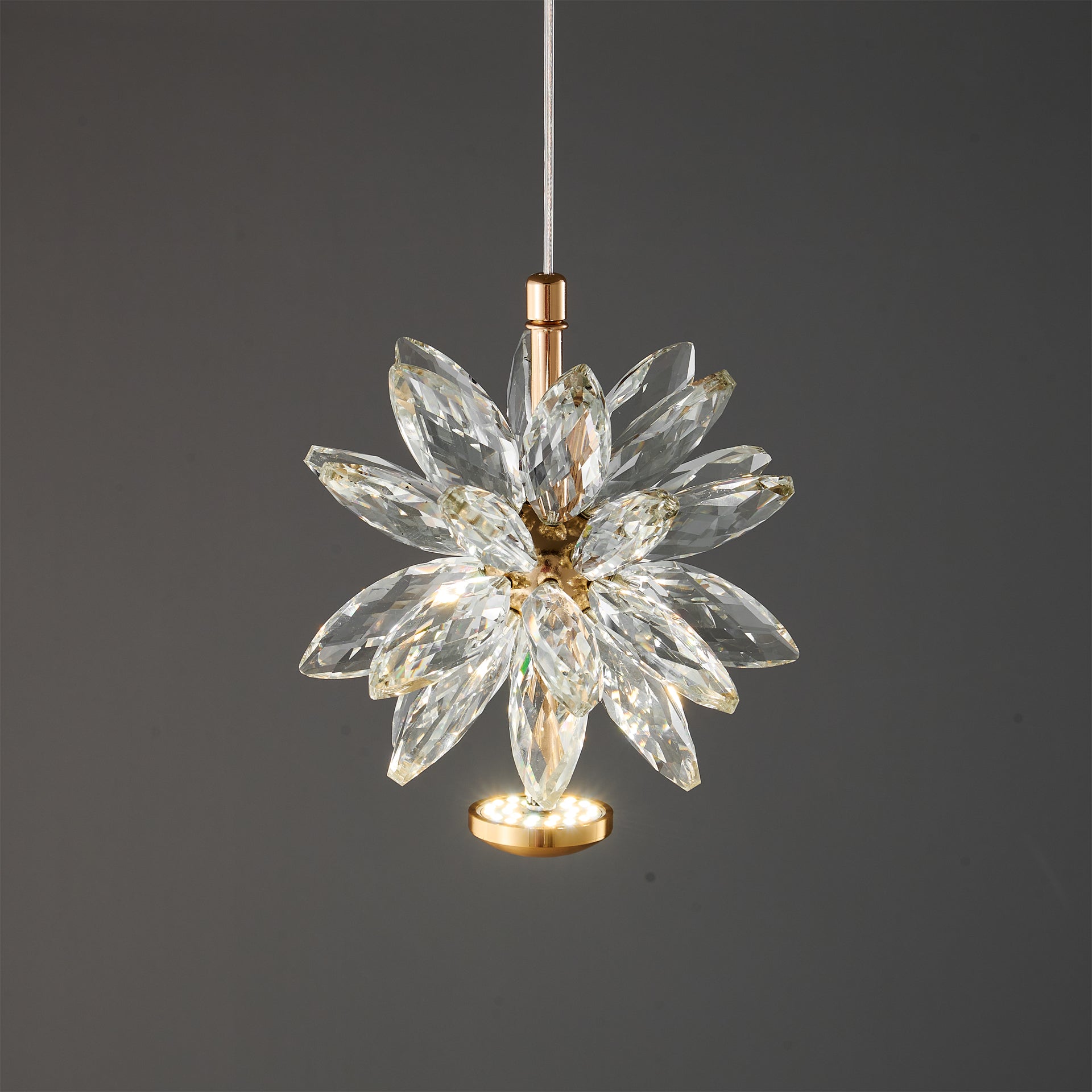 THISTLEDOWN BLOOMING LIGHT PENDANT