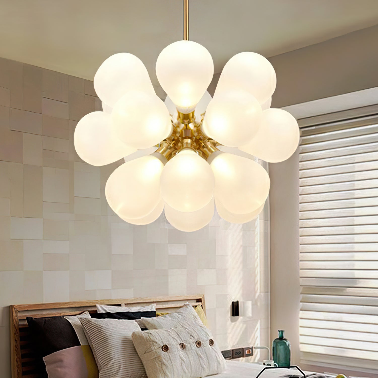 MONTGOMERY GLOBE HANGING LIGHT