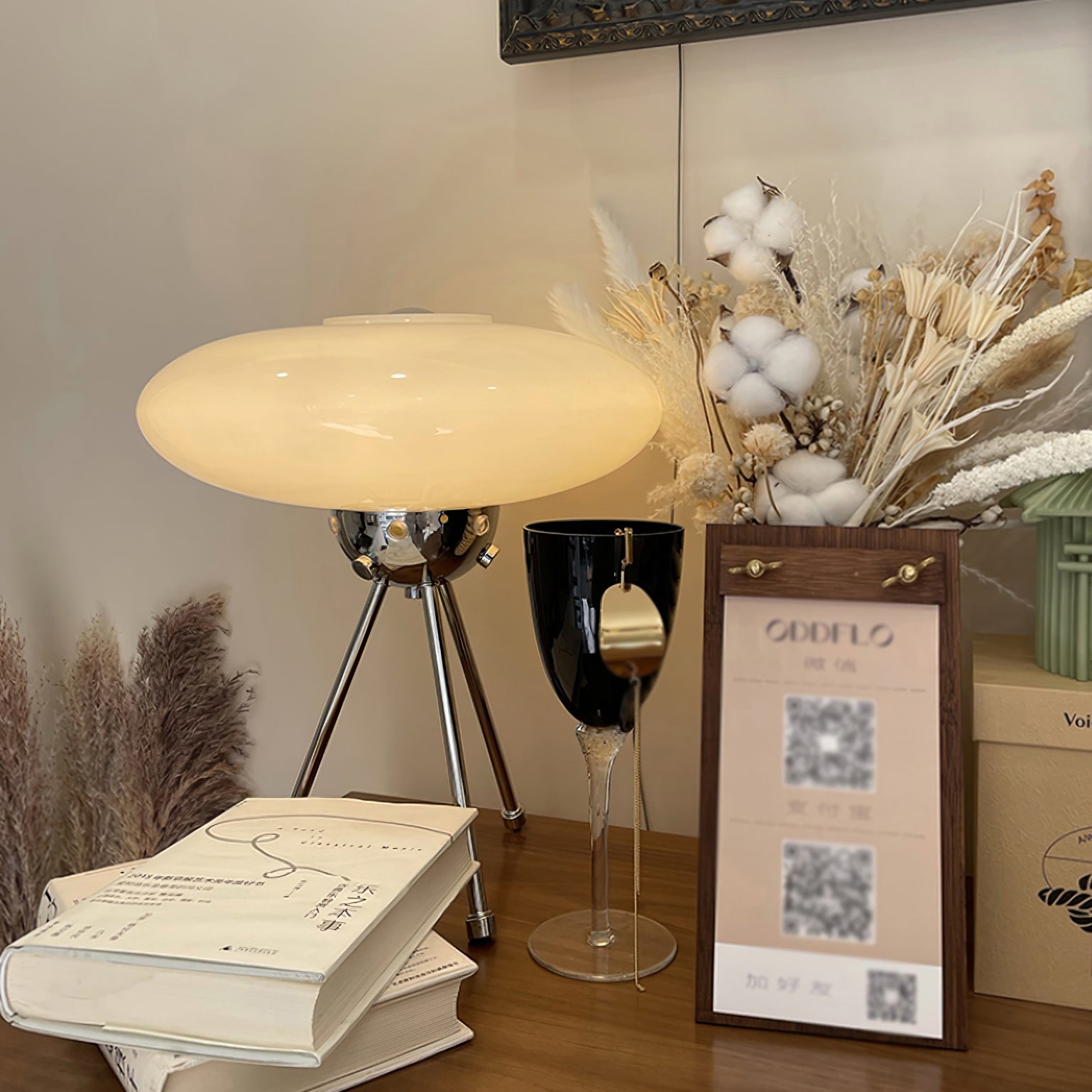 RAVENWELL AETHERIAL GLOBE TABLE LANTERN