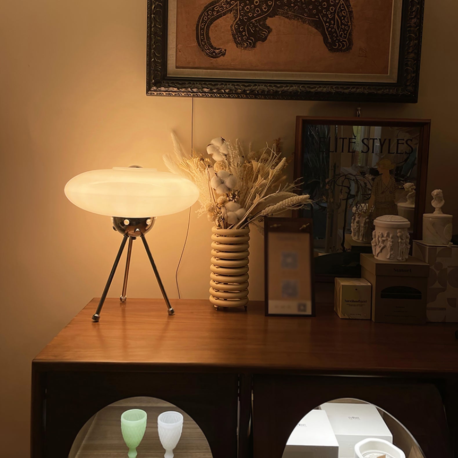 RAVENWELL AETHERIAL GLOBE TABLE LANTERN