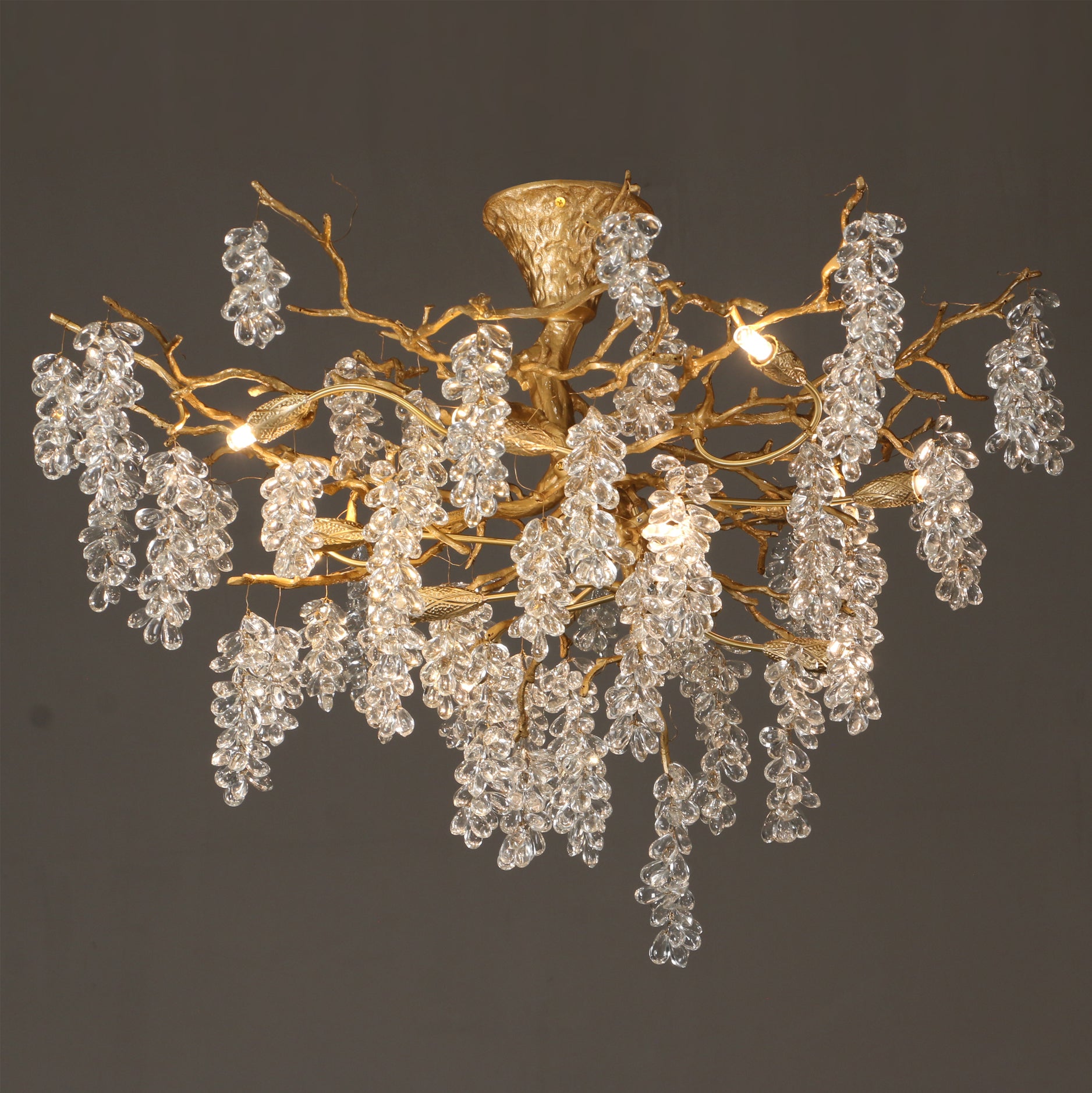 VINEYARD ORB LUMINAIRE
