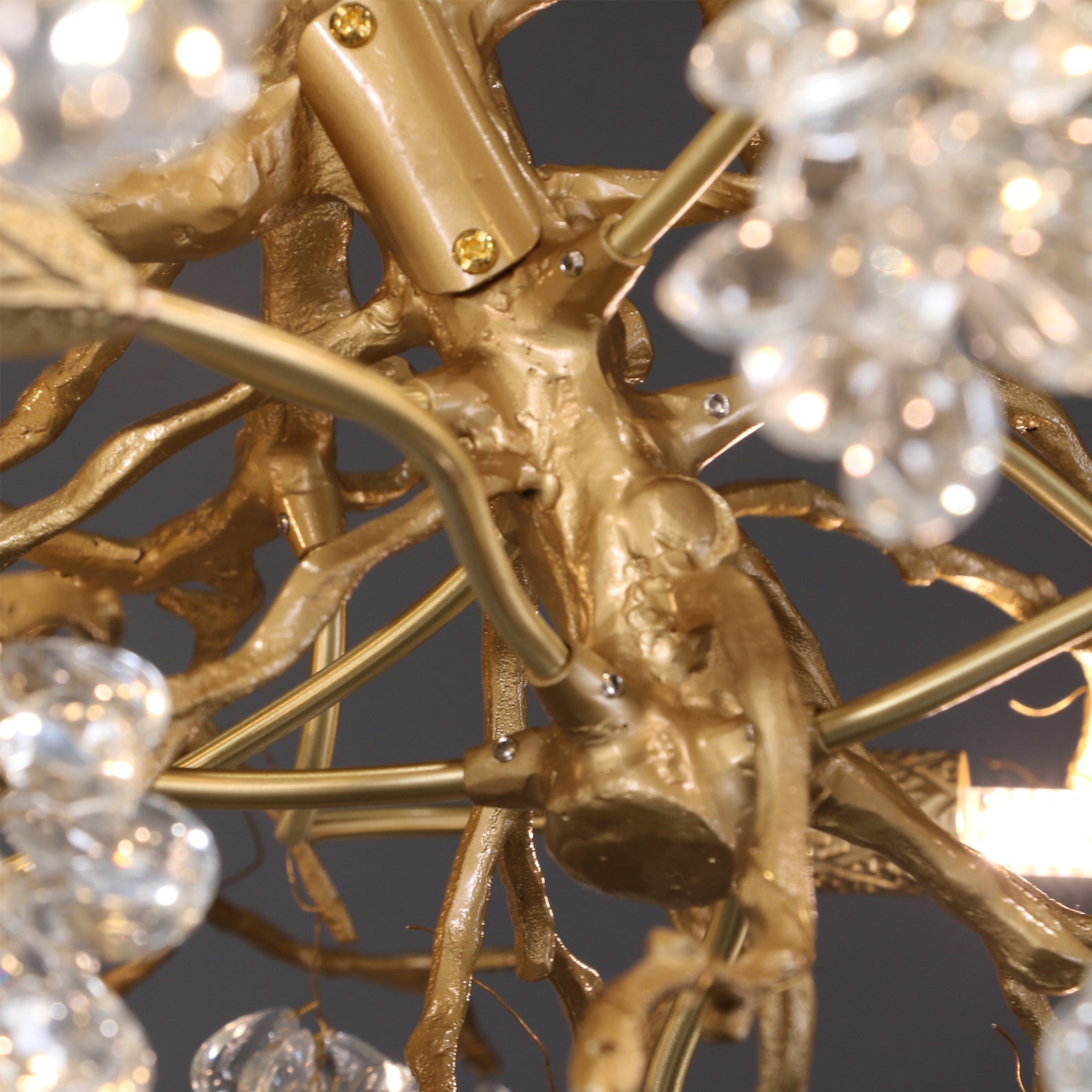 VINEYARD ORB LUMINAIRE