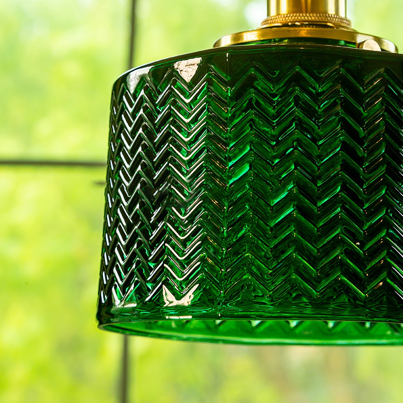 VERDANT GLEAM GLASS HANGING LANTERN