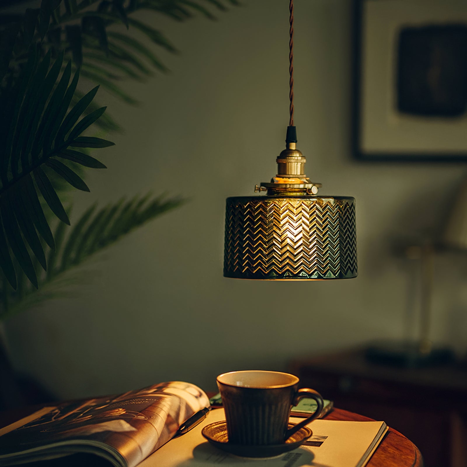 VERDANT GLEAM GLASS HANGING LANTERN