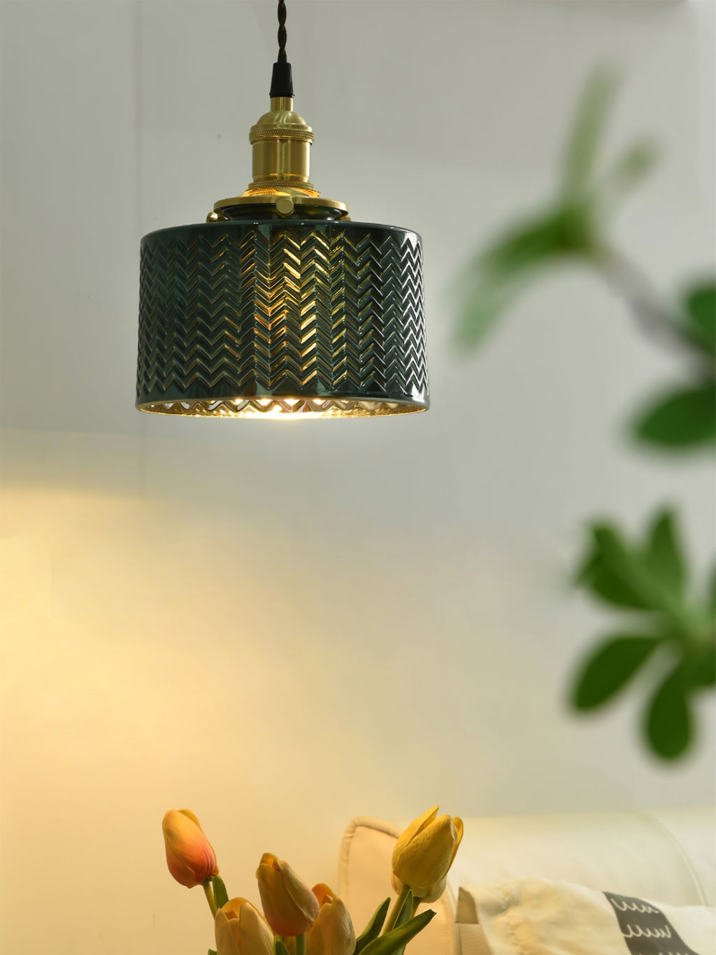 VERDANT GLEAM GLASS HANGING LANTERN