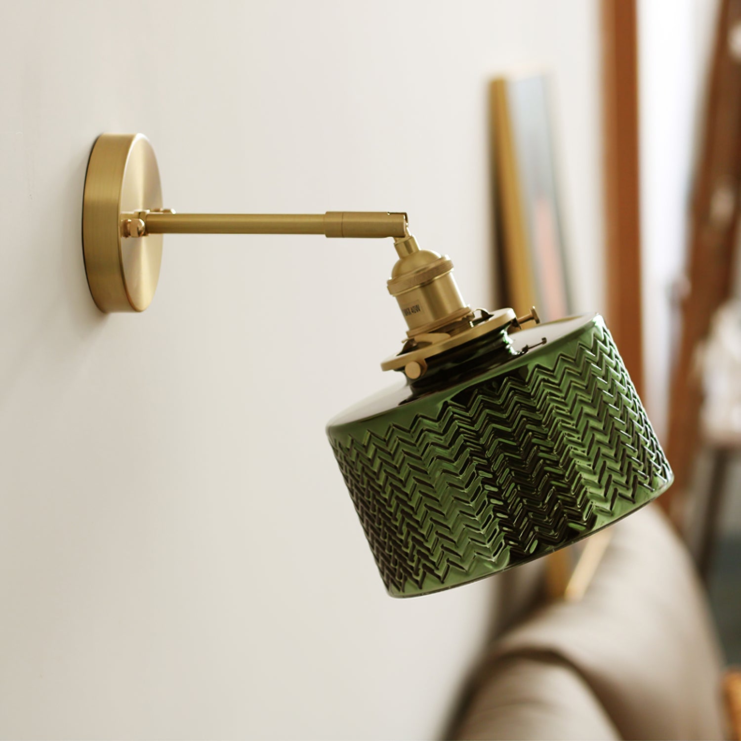 VERDANT HOLLOW GLASS WALL SCONCE