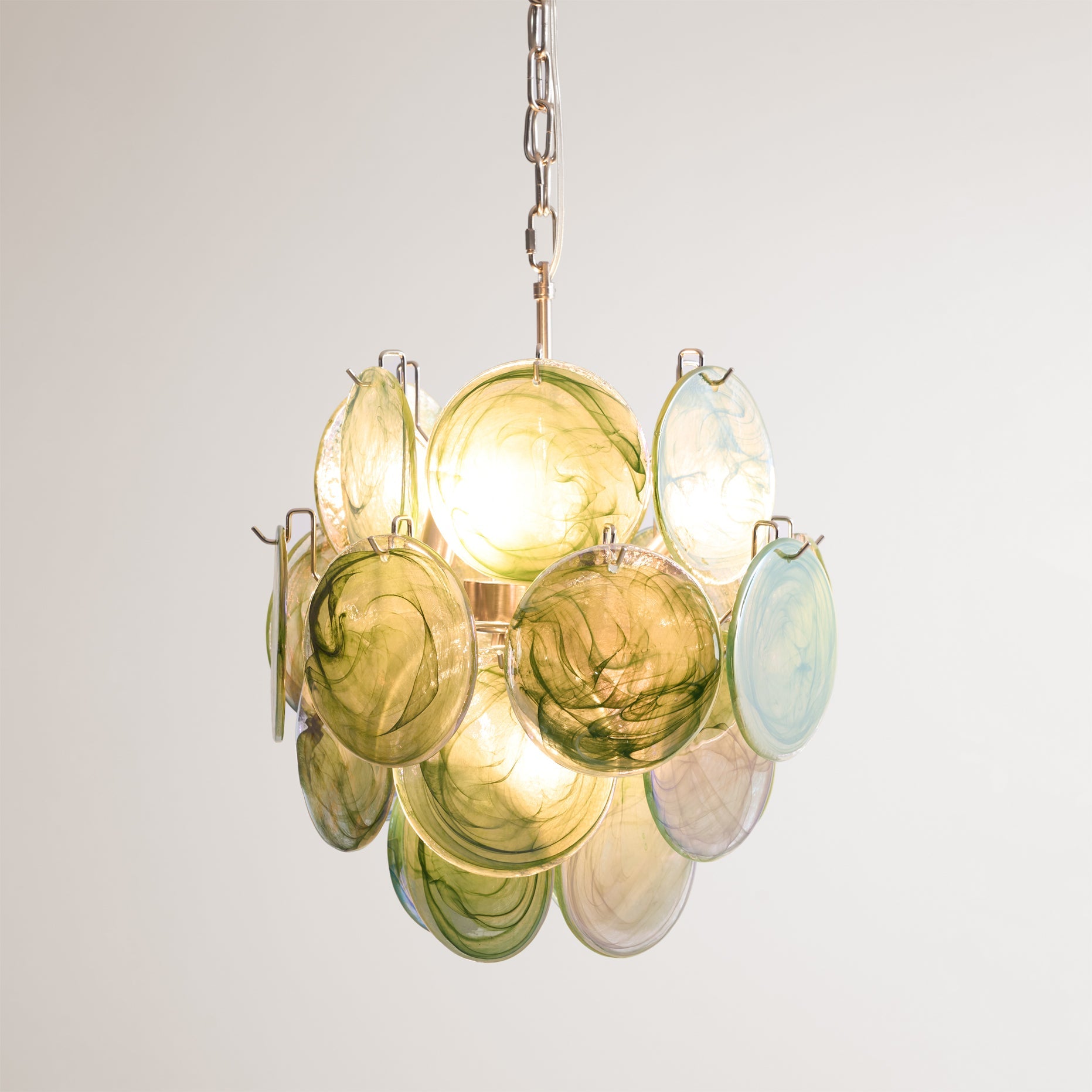 VERDANT FOLIO CIRCULAR LIGHTING INSTALLATION