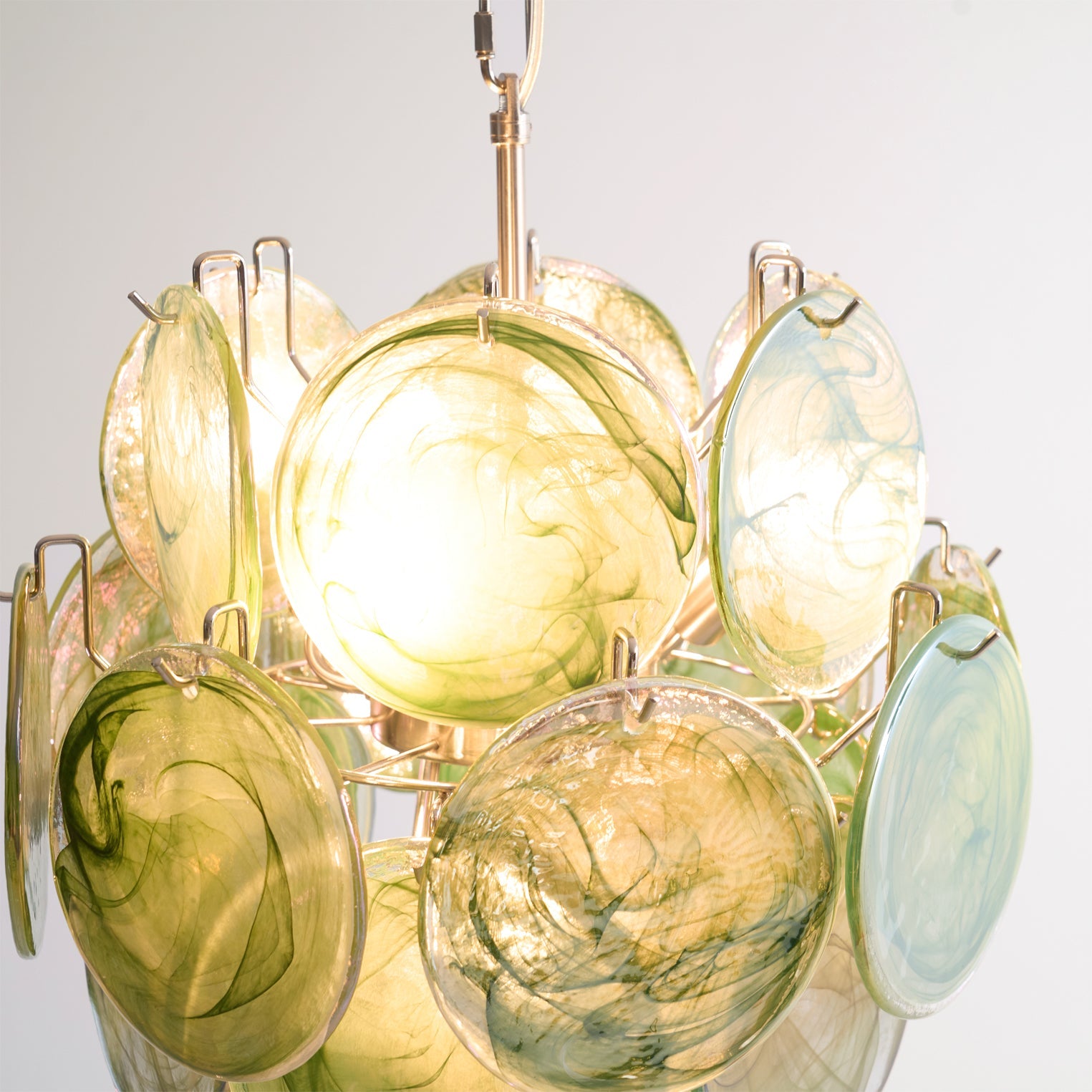 VERDANT FOLIO CIRCULAR LIGHTING INSTALLATION