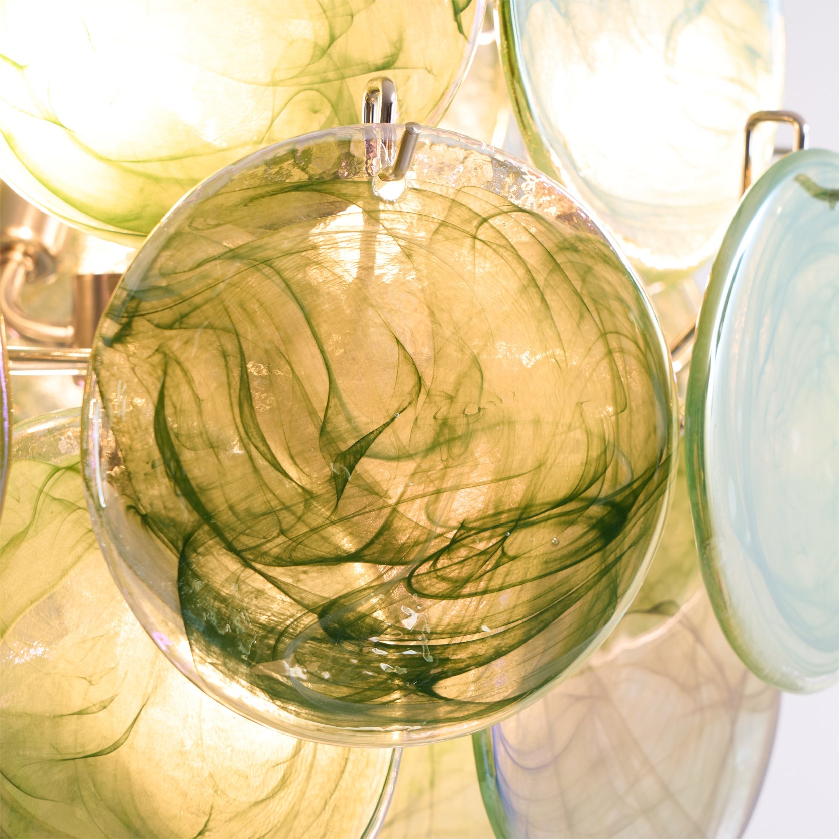 VERDANT FOLIO CIRCULAR LIGHTING INSTALLATION