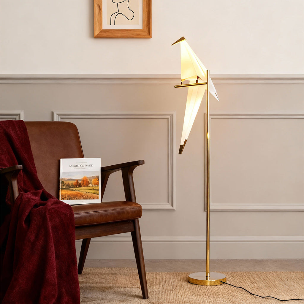 WINDSOR GILDED CRANE WALL LANTERN