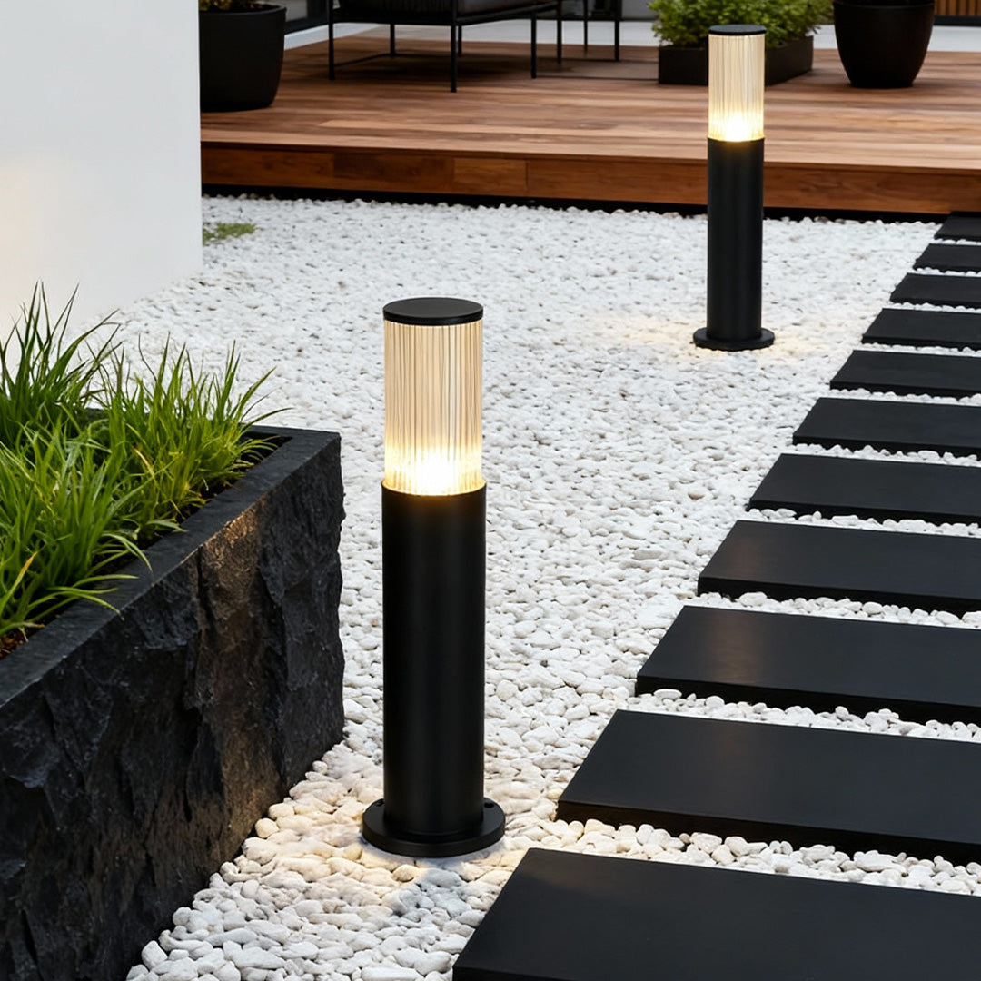 RAVENSCROFT GARDEN BEACON LED LANTERN