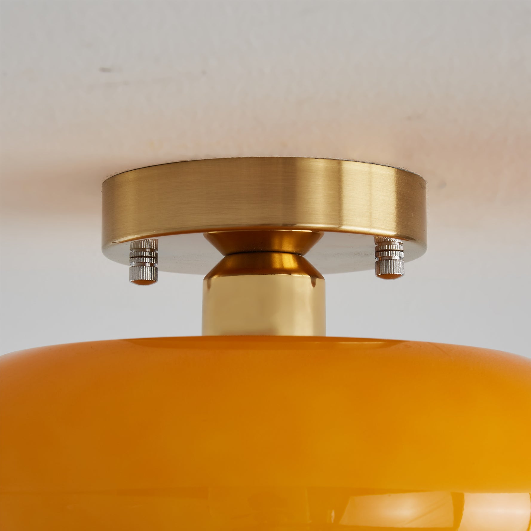 WINTHROP LUMINAIRE WITH ARTISAN GLASS SHADE