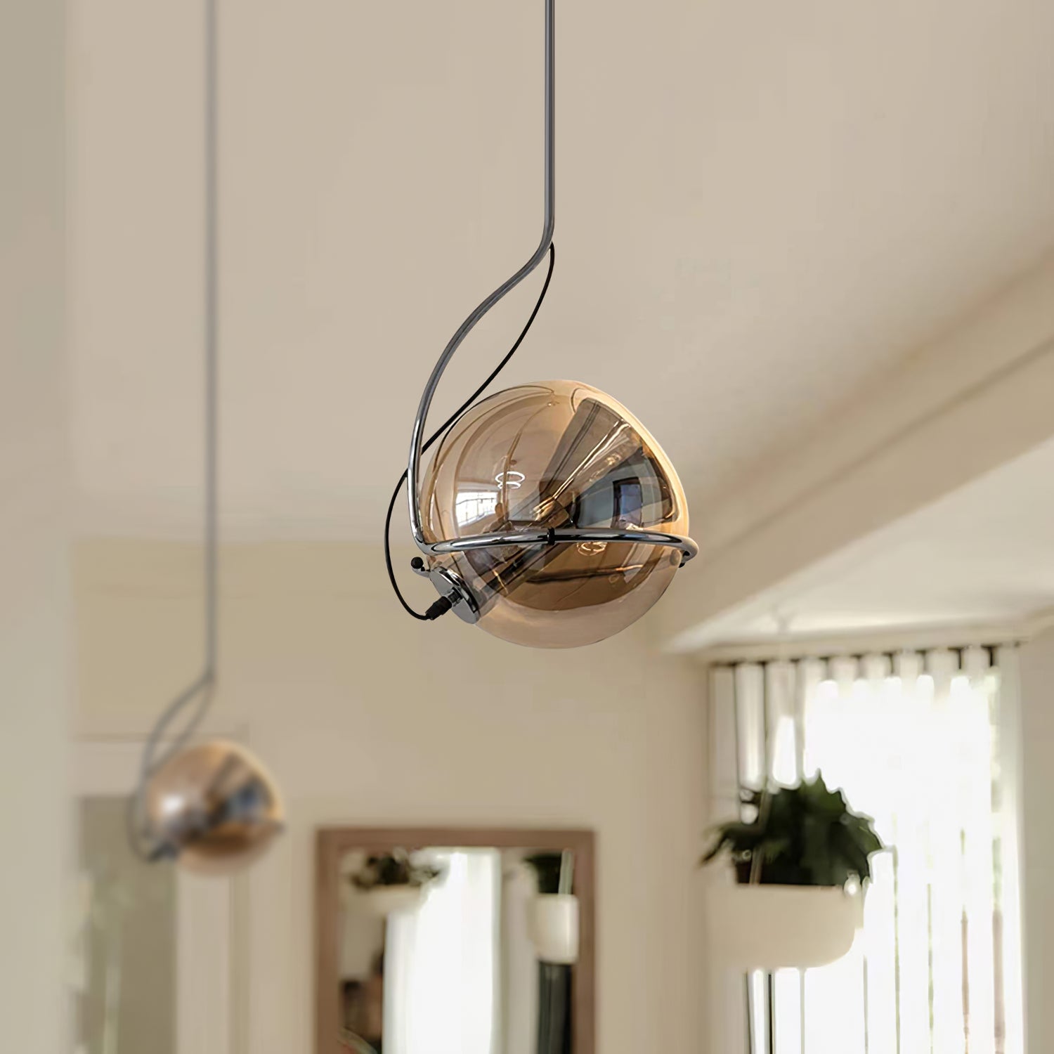 WINTHROP AURORA CIRCLE HANGING LIGHT