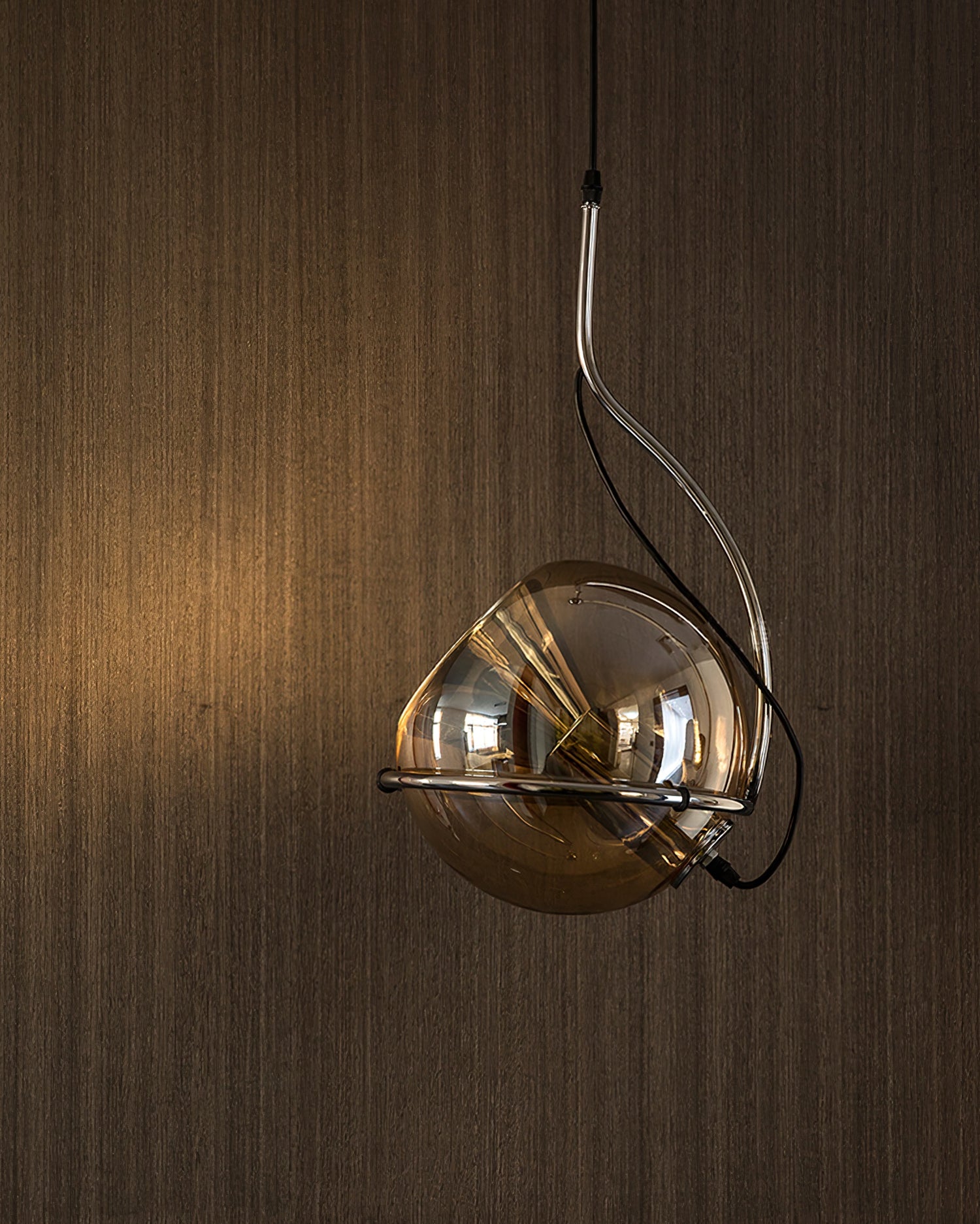WINTHROP AURORA CIRCLE HANGING LIGHT