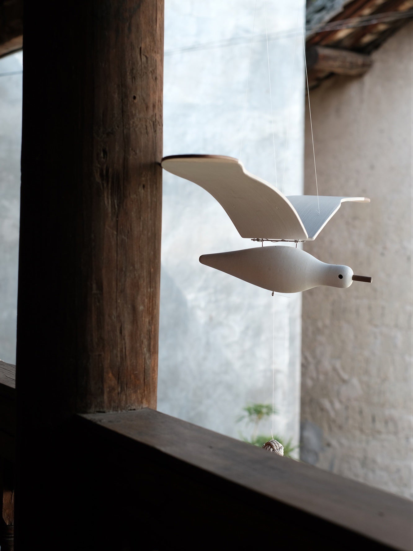 WINDSOR CARVED AVIAN DECOY