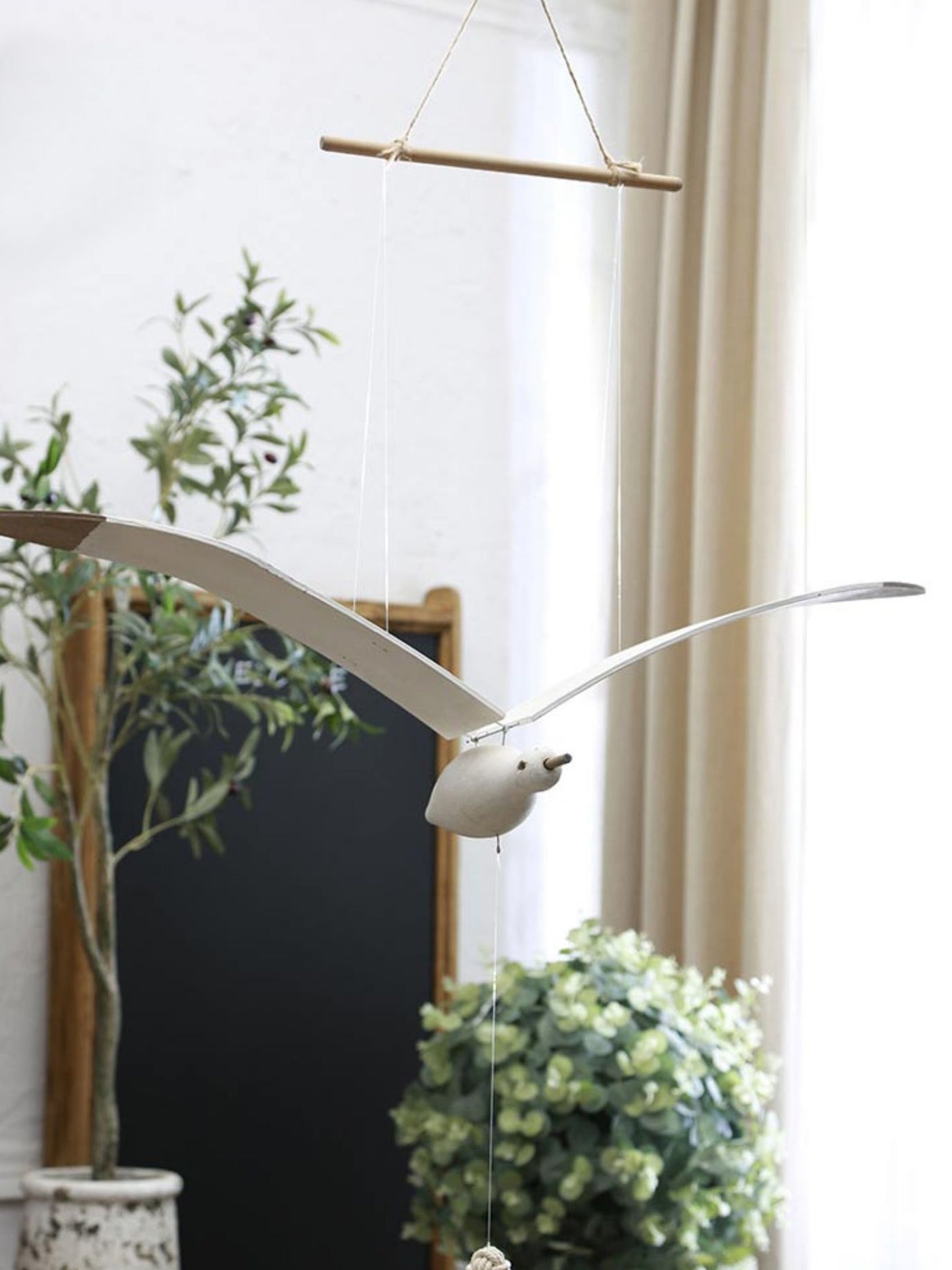 WINDSOR CARVED AVIAN DECOY