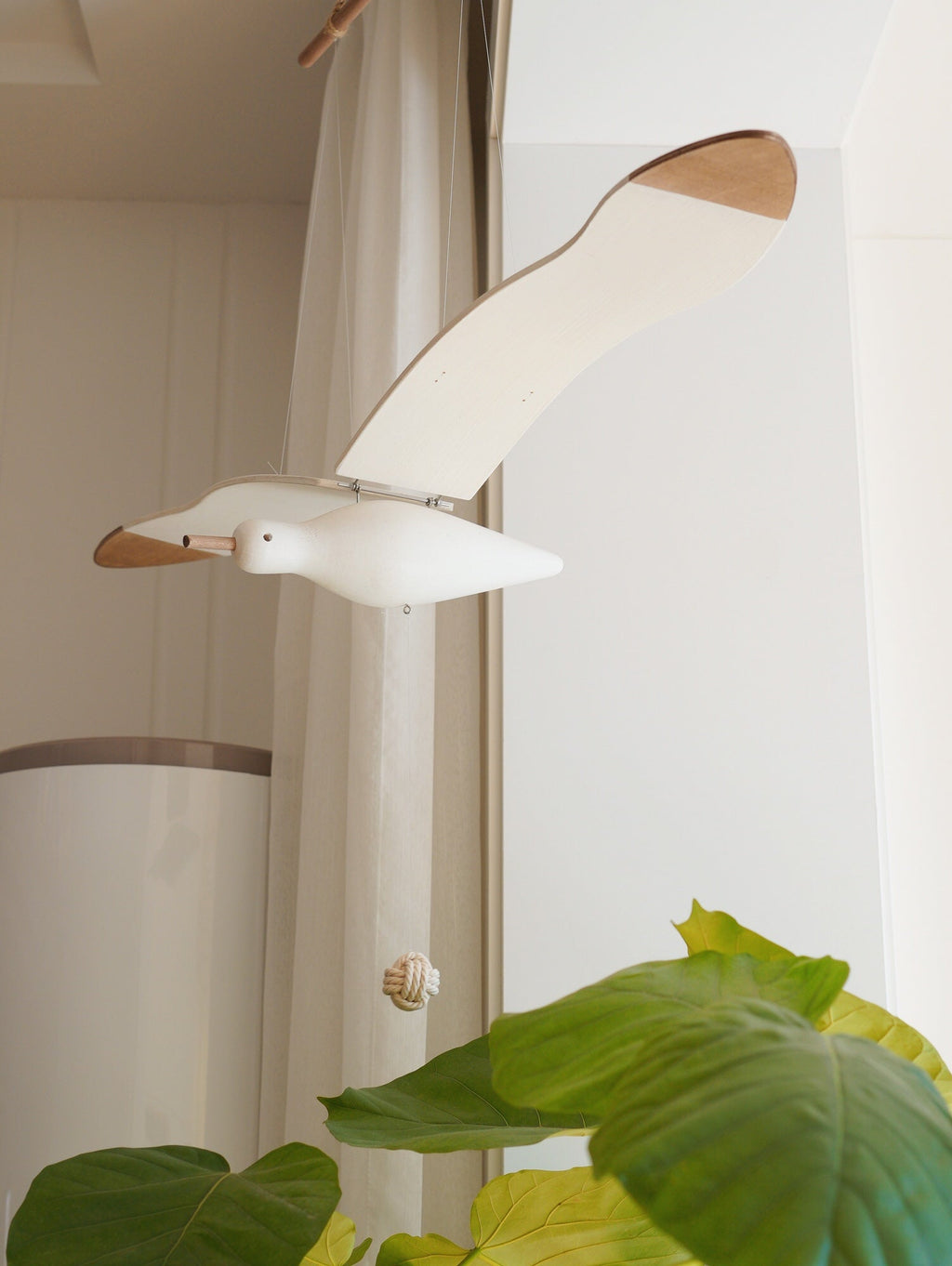 WINDSOR CARVED AVIAN DECOY