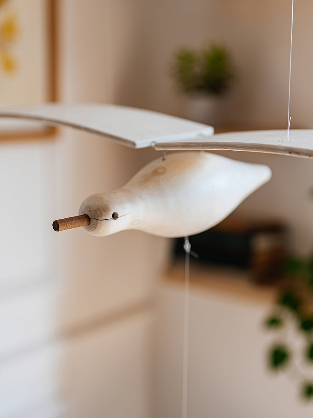 WINDSOR CARVED AVIAN DECOY