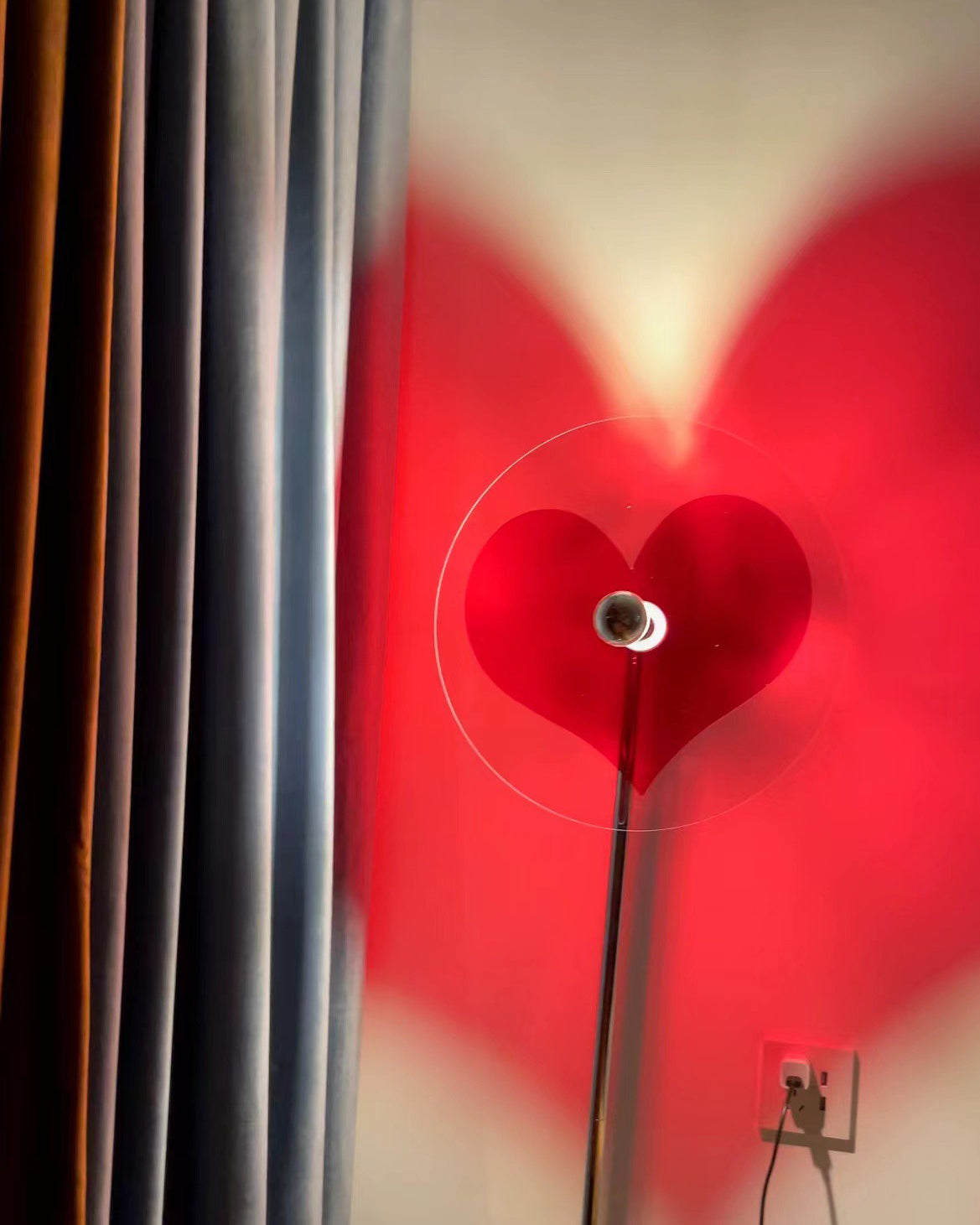 AMARYLLIS HEARTBEAT LUMINAIRE