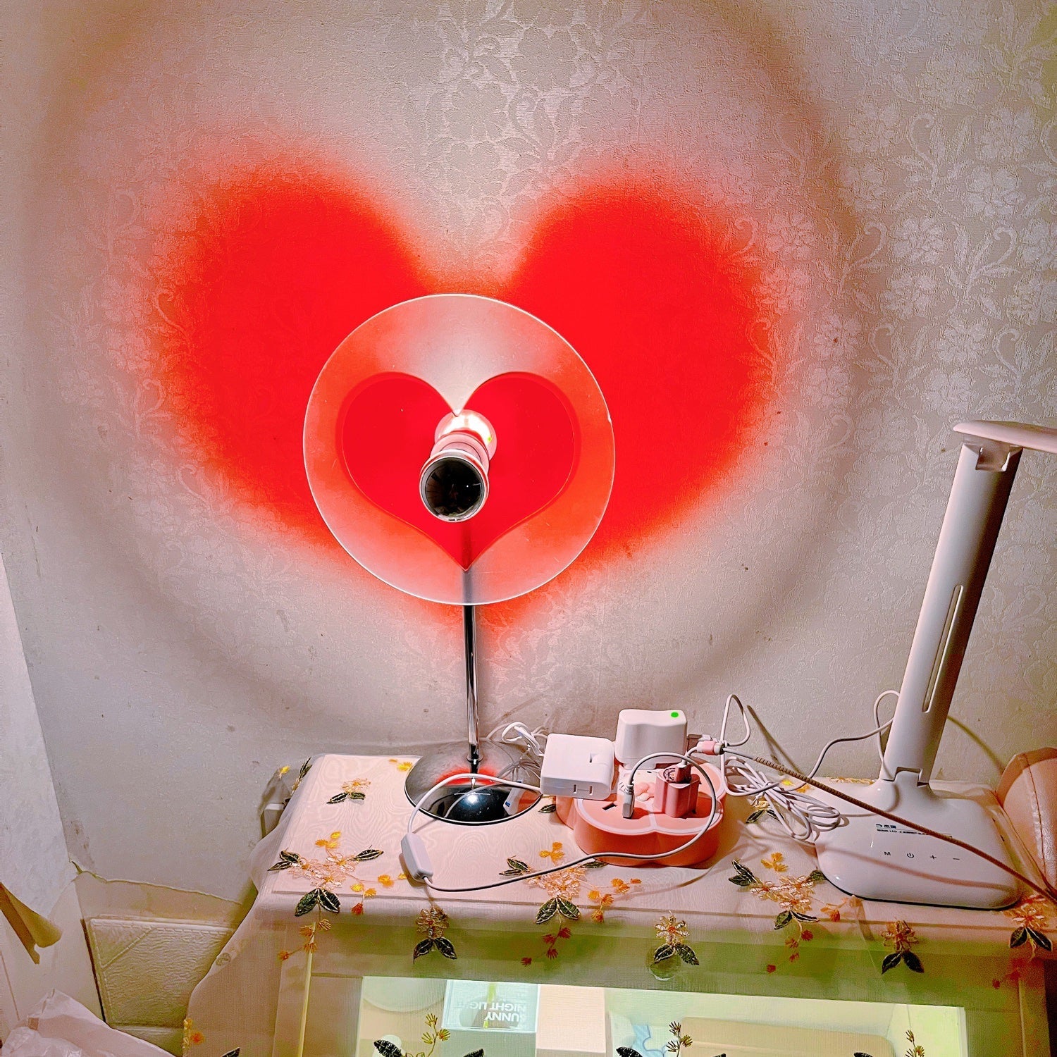 HEATHCLIFF HEARTFELT ILLUMINATION LAMP