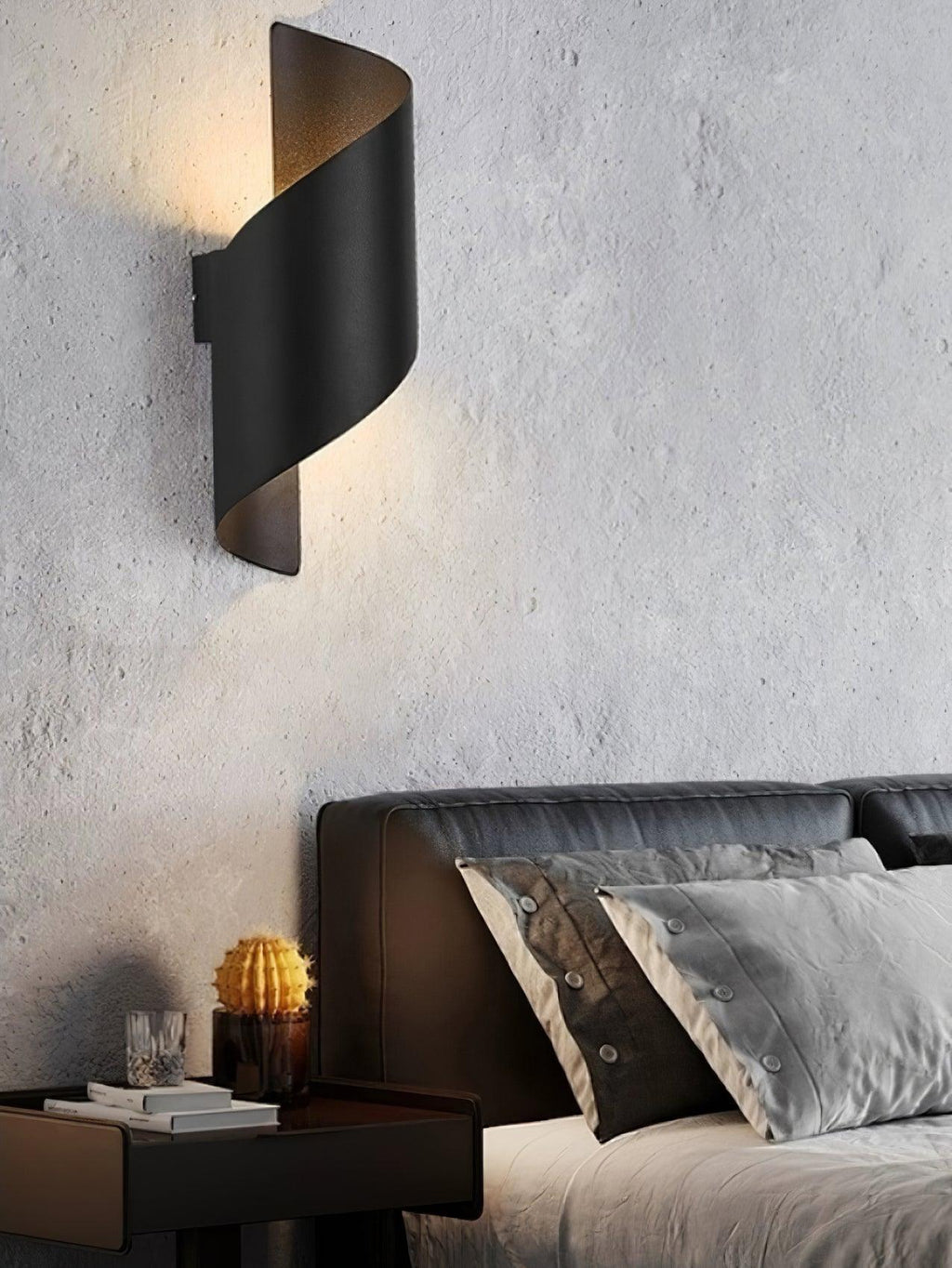 RAVENSDALE SPIRAL WALL ILLUMINATOR