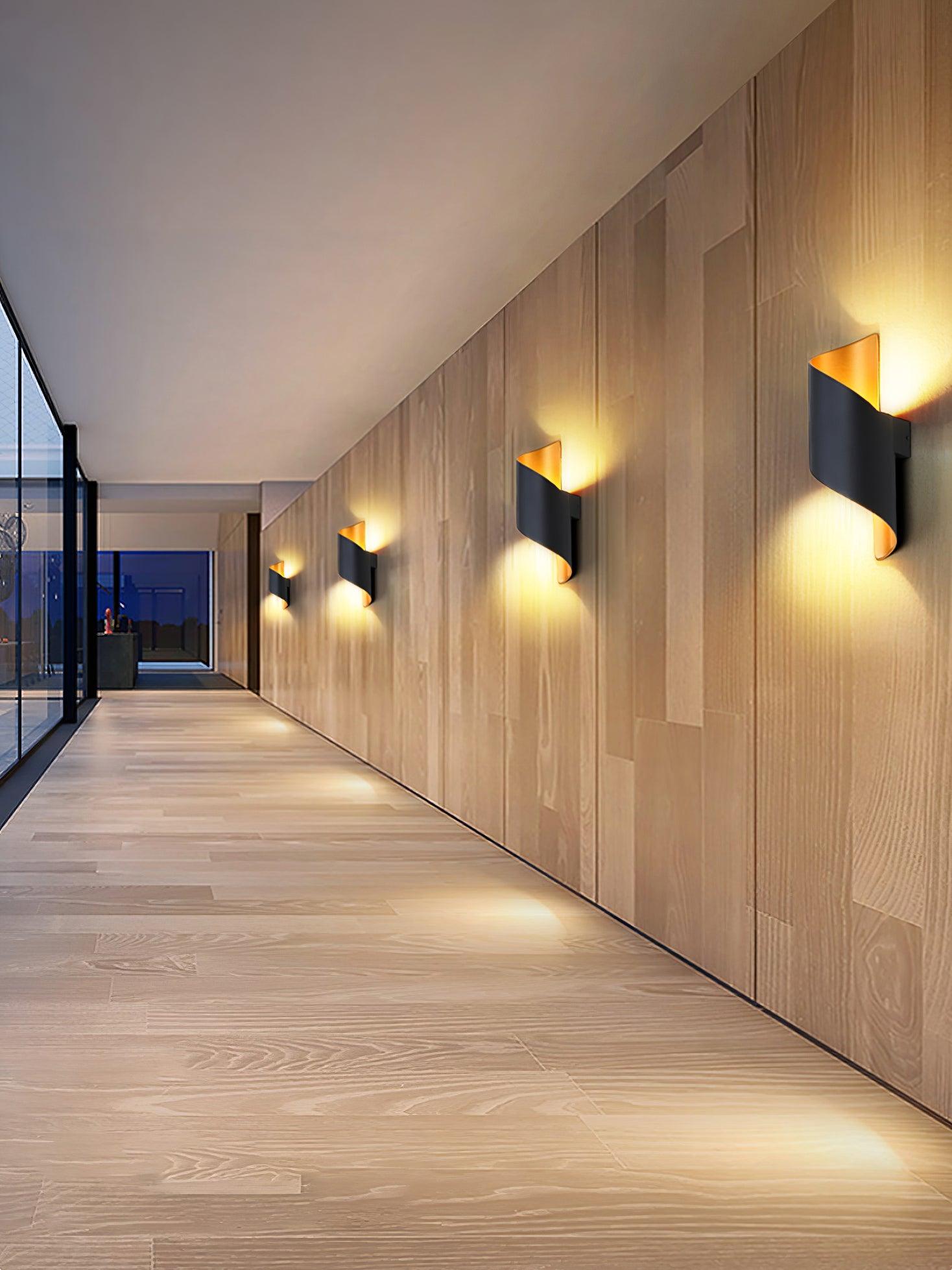 RAVENSDALE SPIRAL WALL ILLUMINATOR