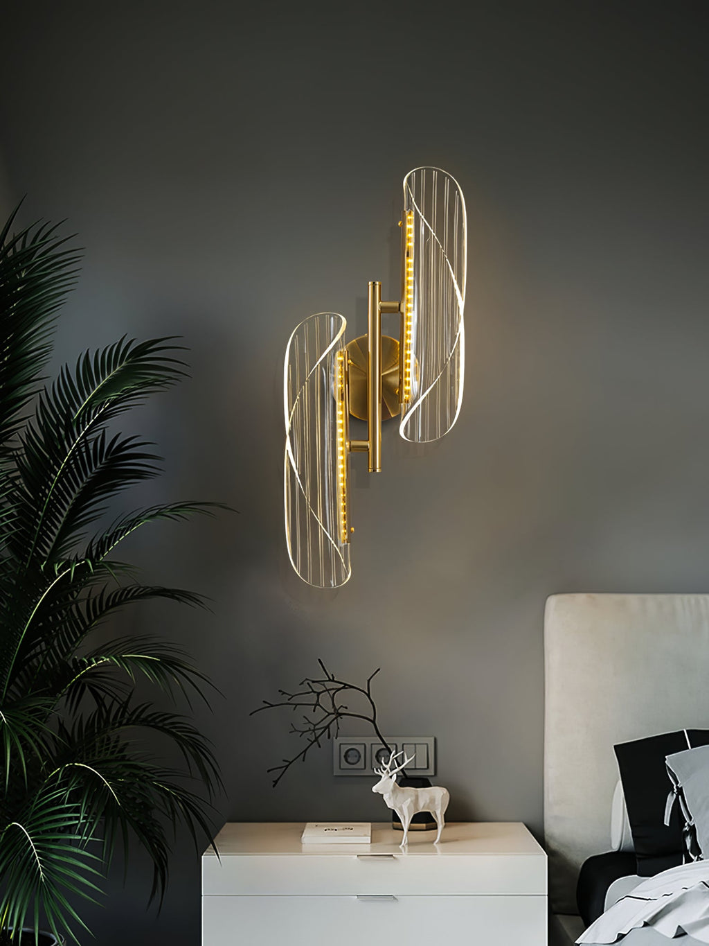CHARLESTON GILDED TRIM WALL SCONCE