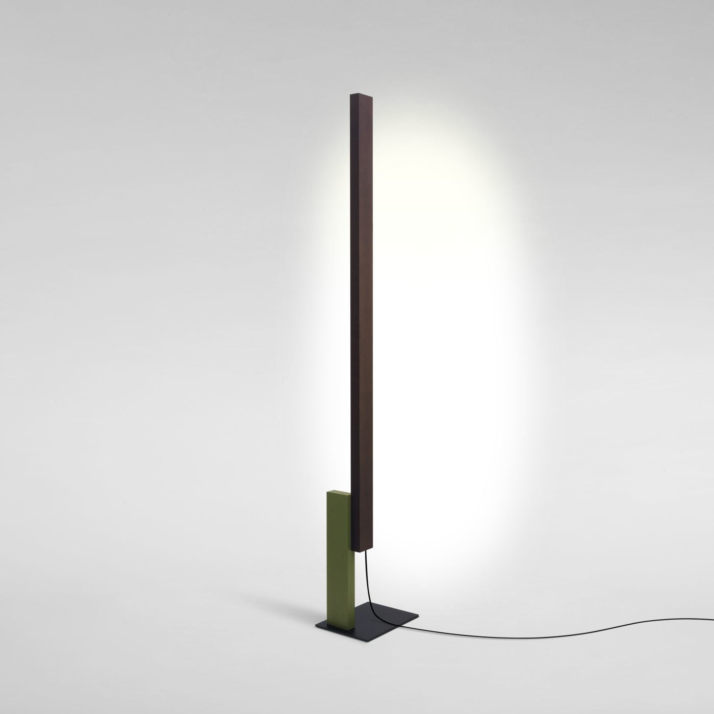 BRIGHTON HEIGHTS TOWERING LAMP