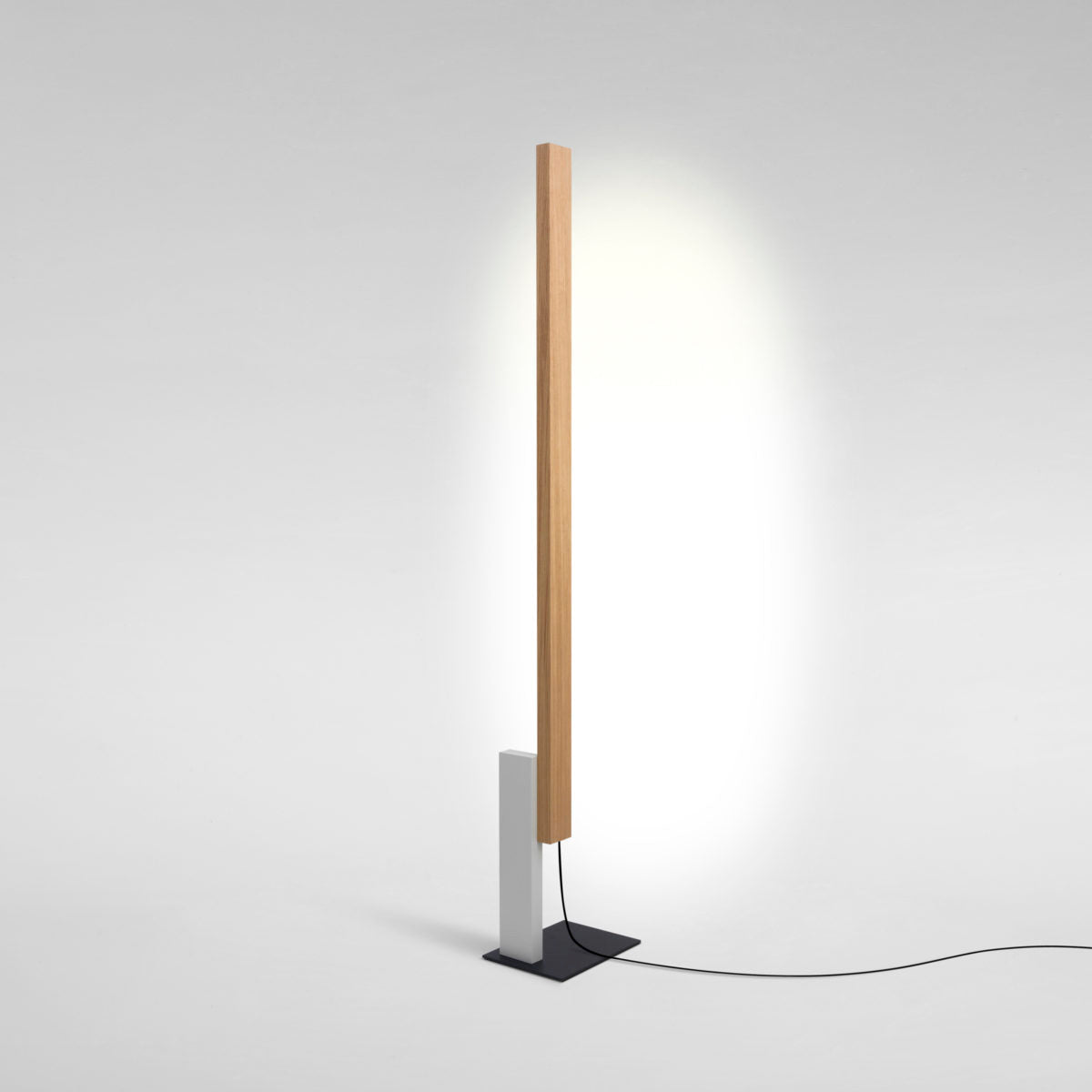 BRIGHTON HEIGHTS TOWERING LAMP