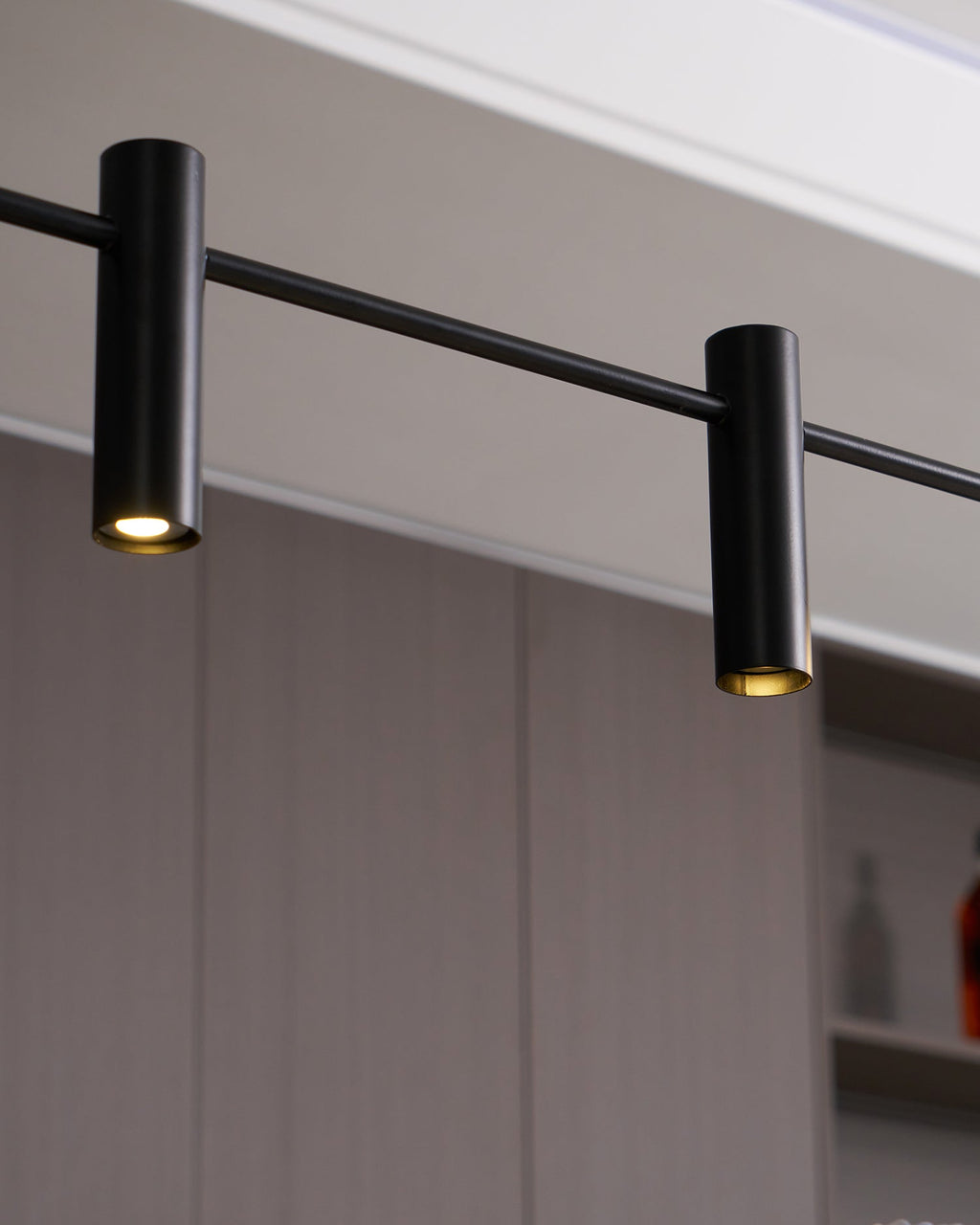 CHALFONT MODERN STRAIGHT LINE PENDANT LIGHT