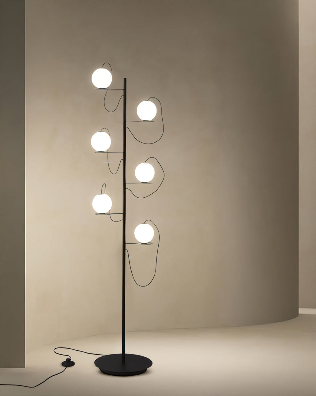 CHARLESTON ORB LUMINAIRE