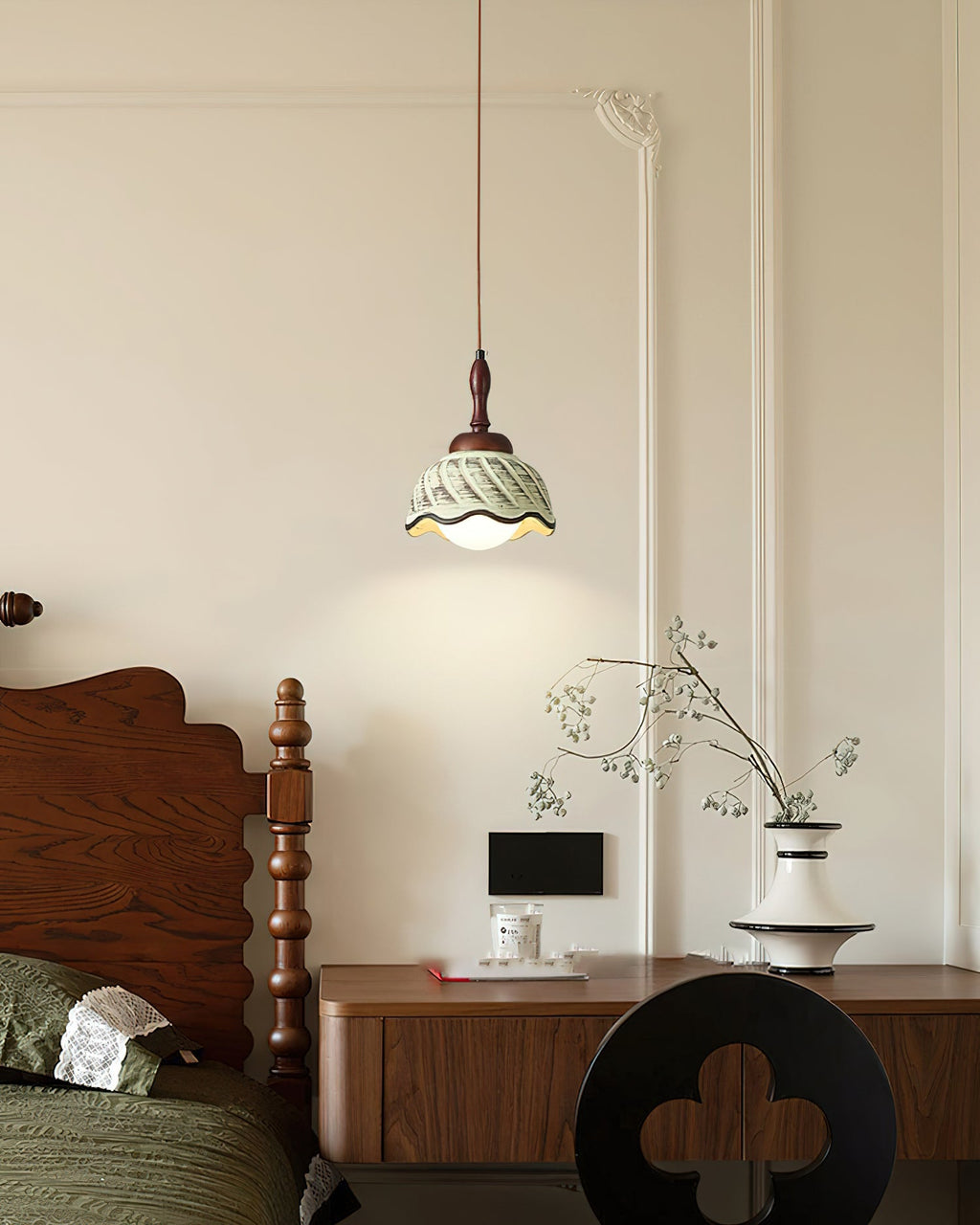 WINTHROP ARTISAN GLASS HANGING LANTERN