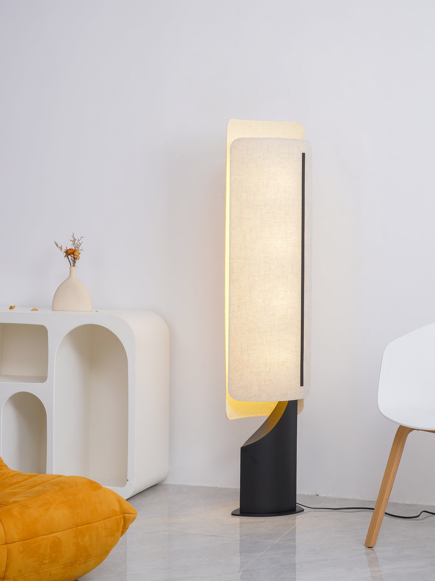 Chesterfield Linen Shade Pedestal Lamp