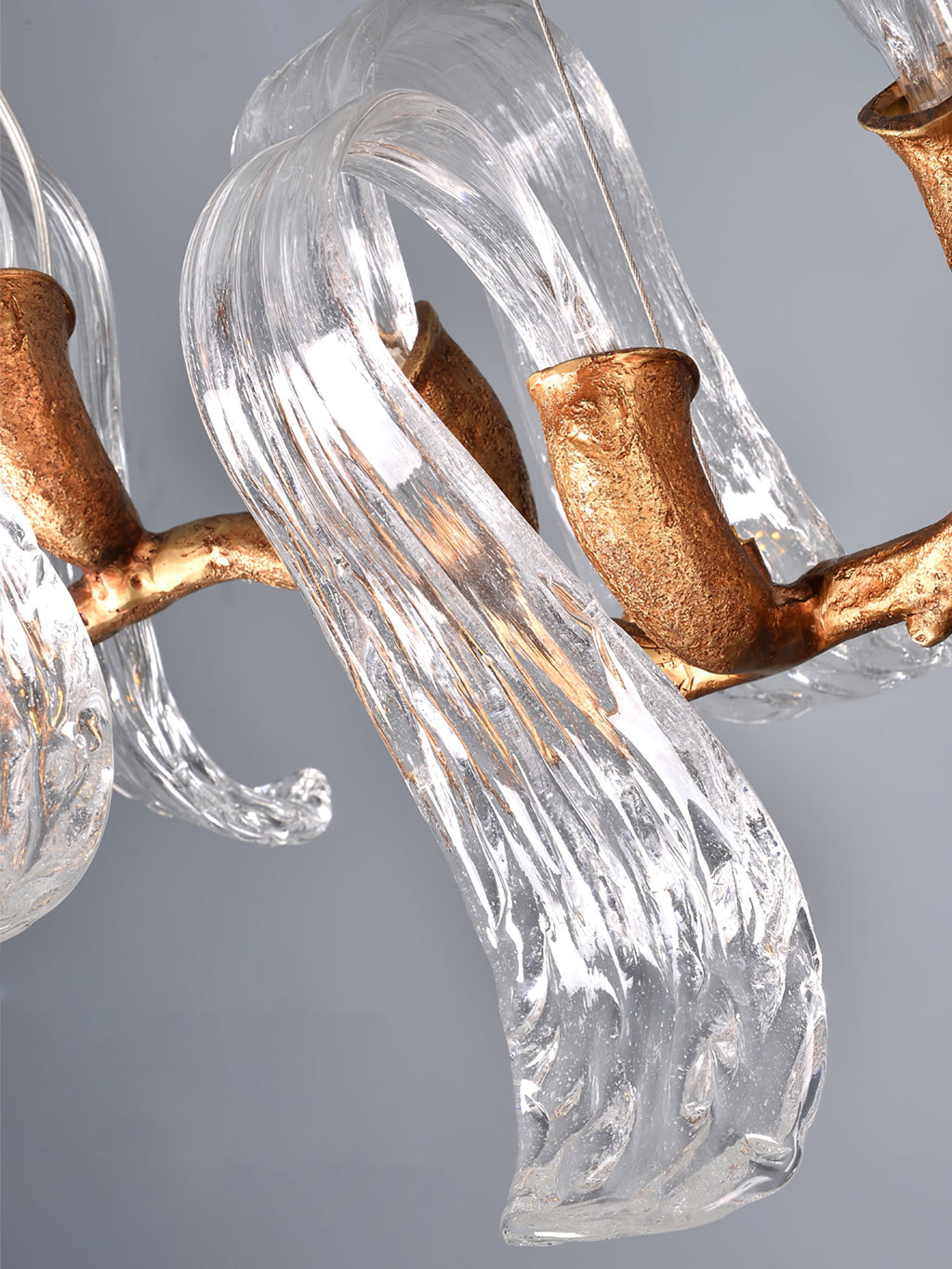 FARTHINGDALE AERIE HORIZONTAL LIGHTING INSTALLATION