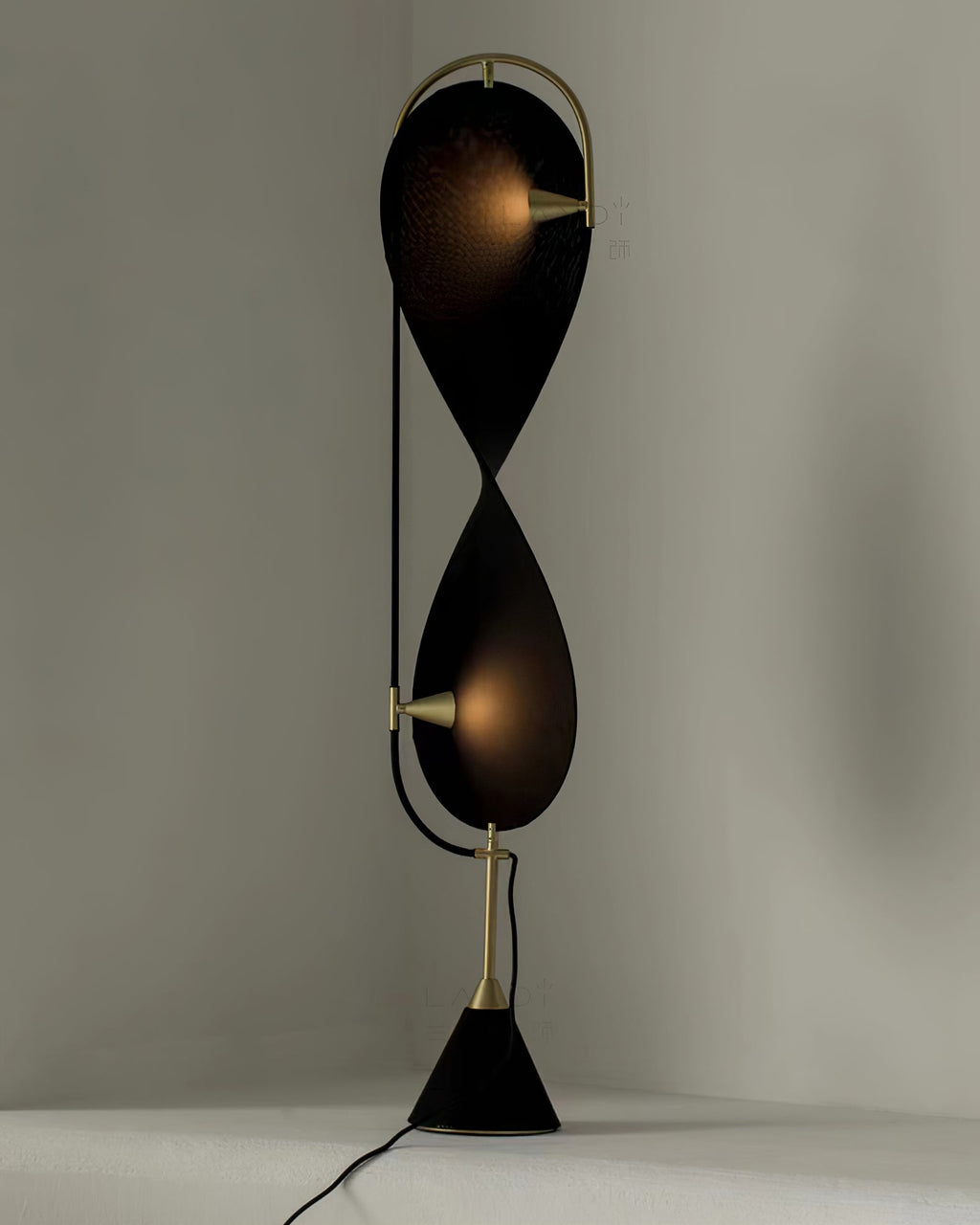 VERITY WHIRL FLOOR LANTERN