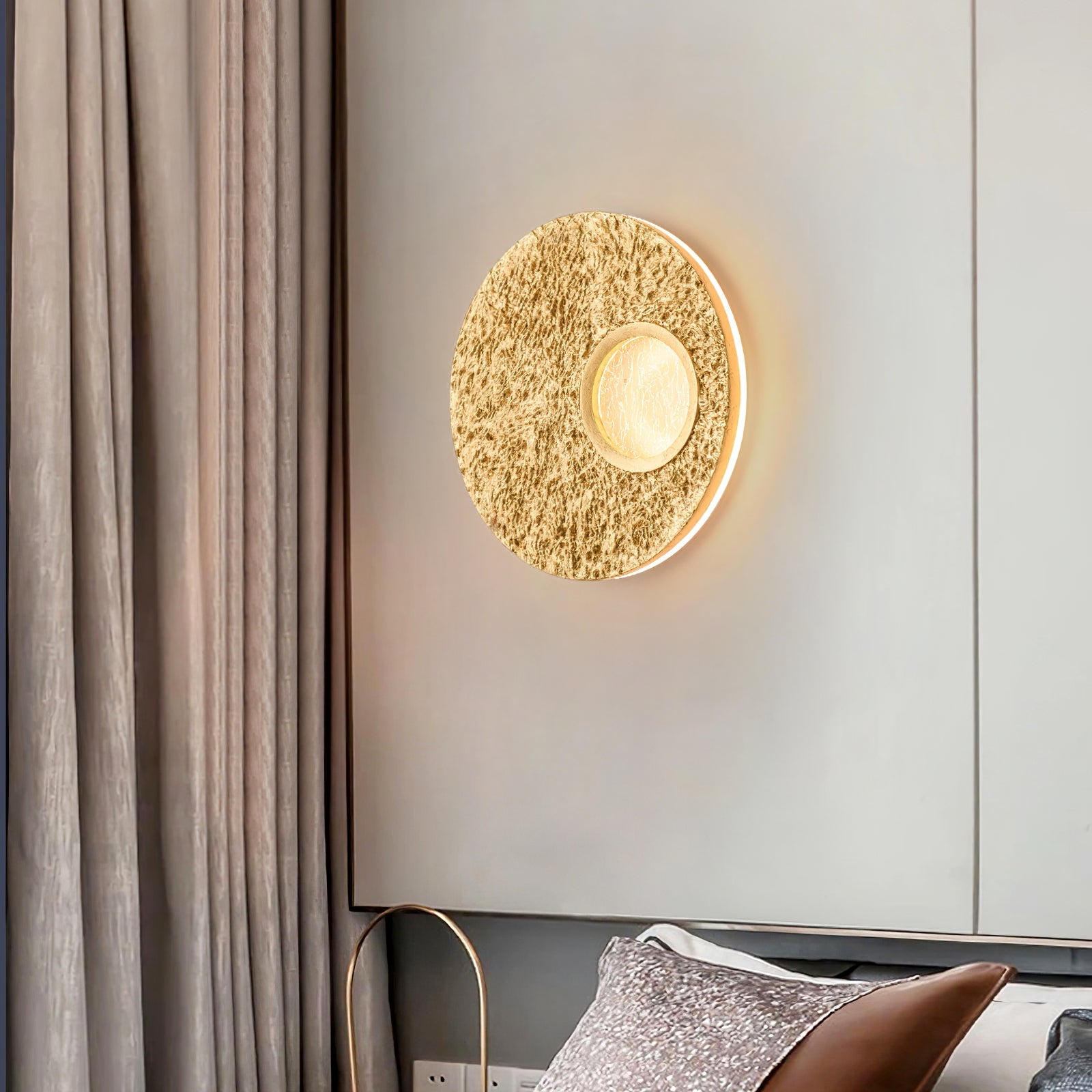 WINTERBOURNE CRESCENT LED WALL SCONCE