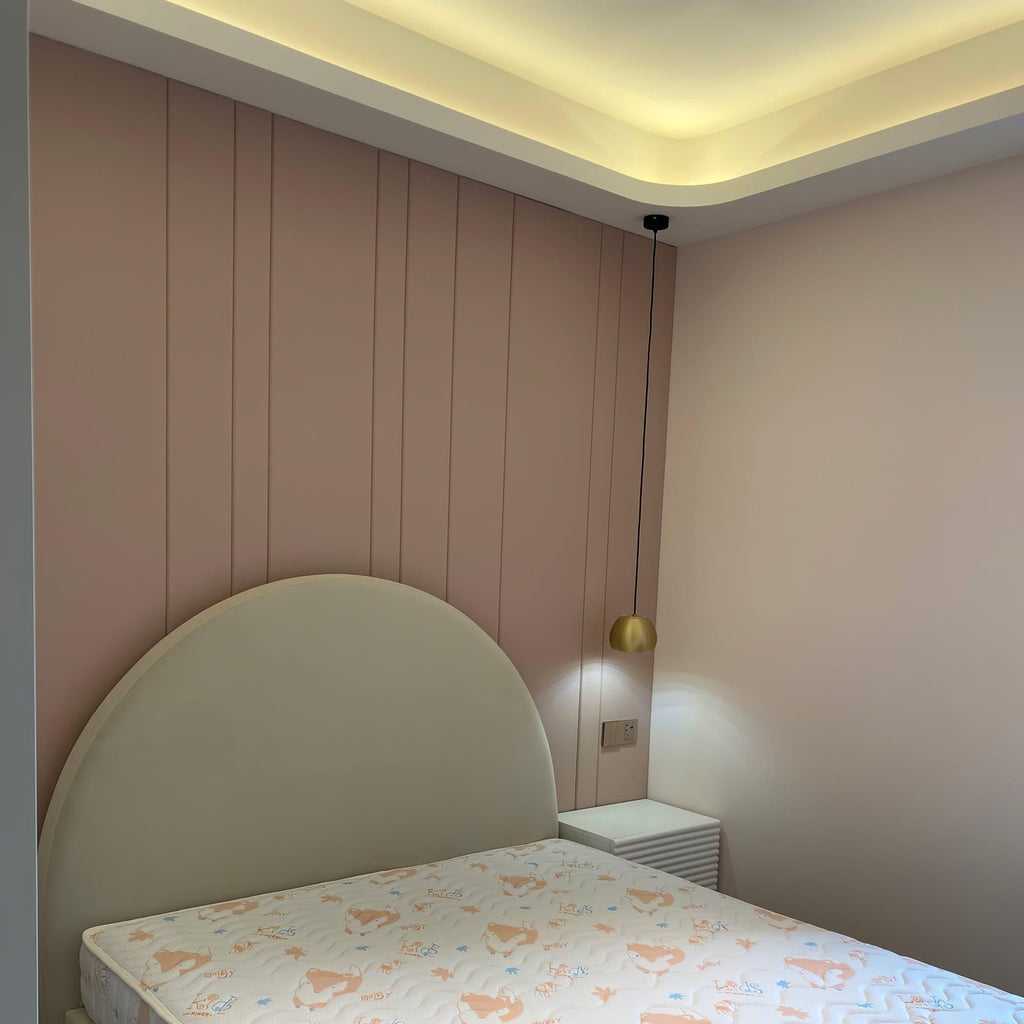 WINTHROP HANGING GLASS ILLUMINATOR