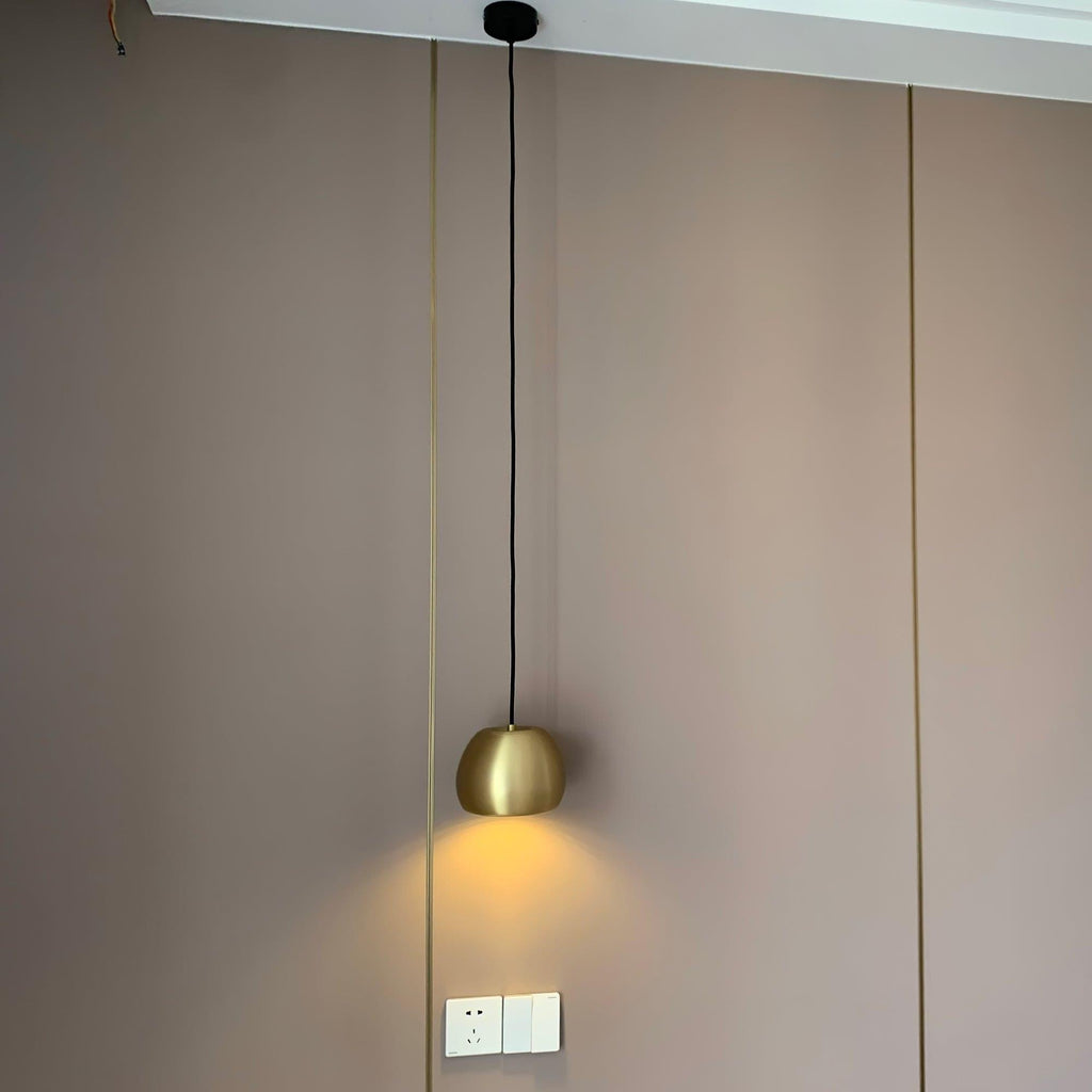 WINTHROP HANGING GLASS ILLUMINATOR