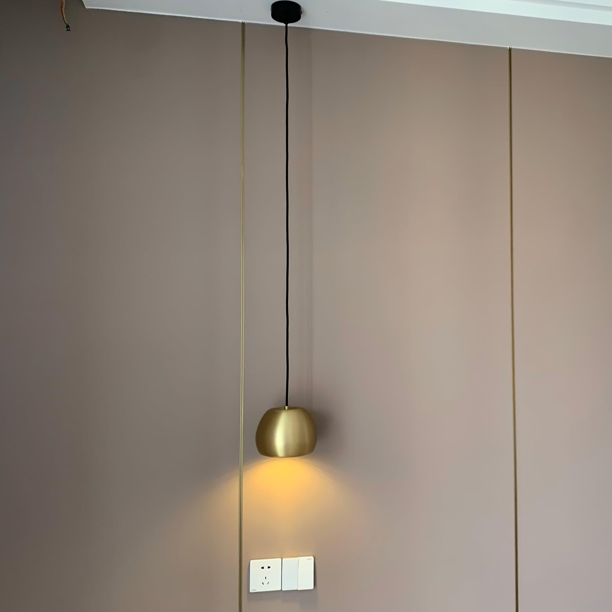 WINTHROP HANGING GLASS ILLUMINATOR