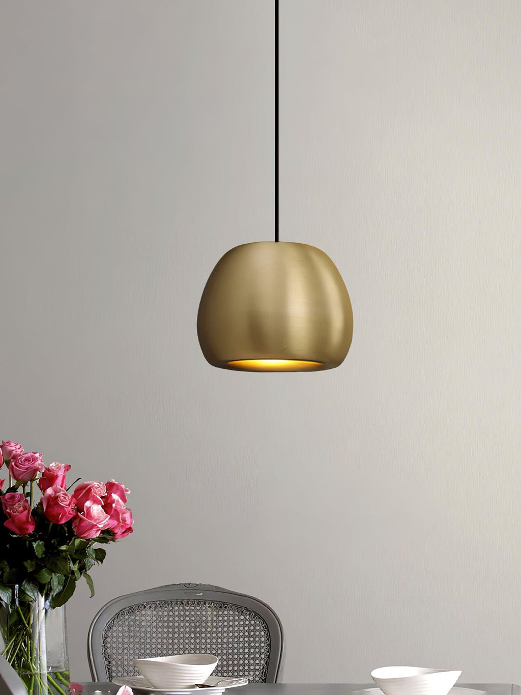 WINTHROP HANGING GLASS ILLUMINATOR